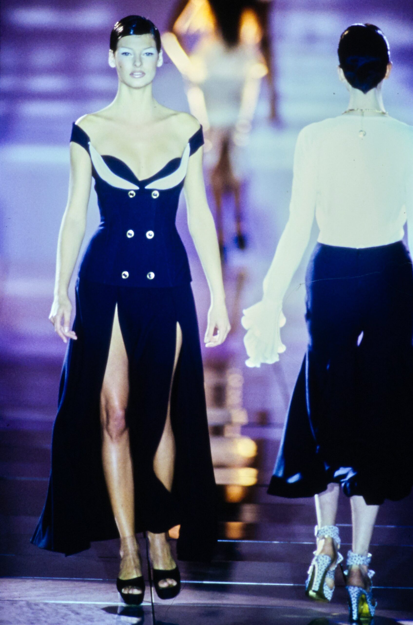 Versace S/S 93 Look 25