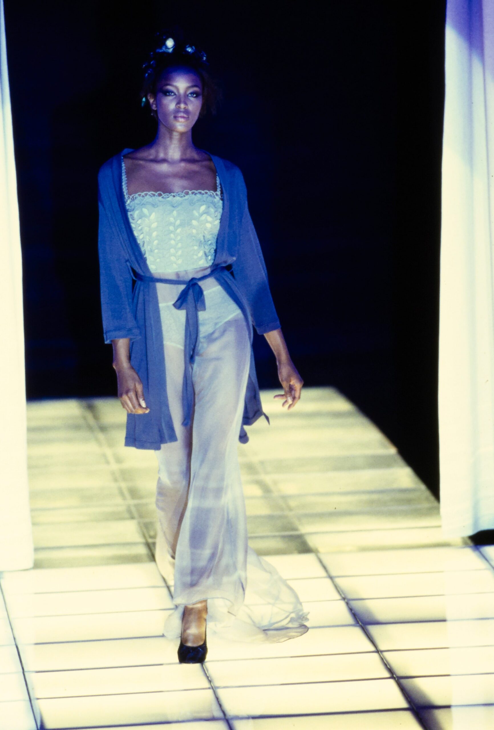 Versace S/S 97 Look 2