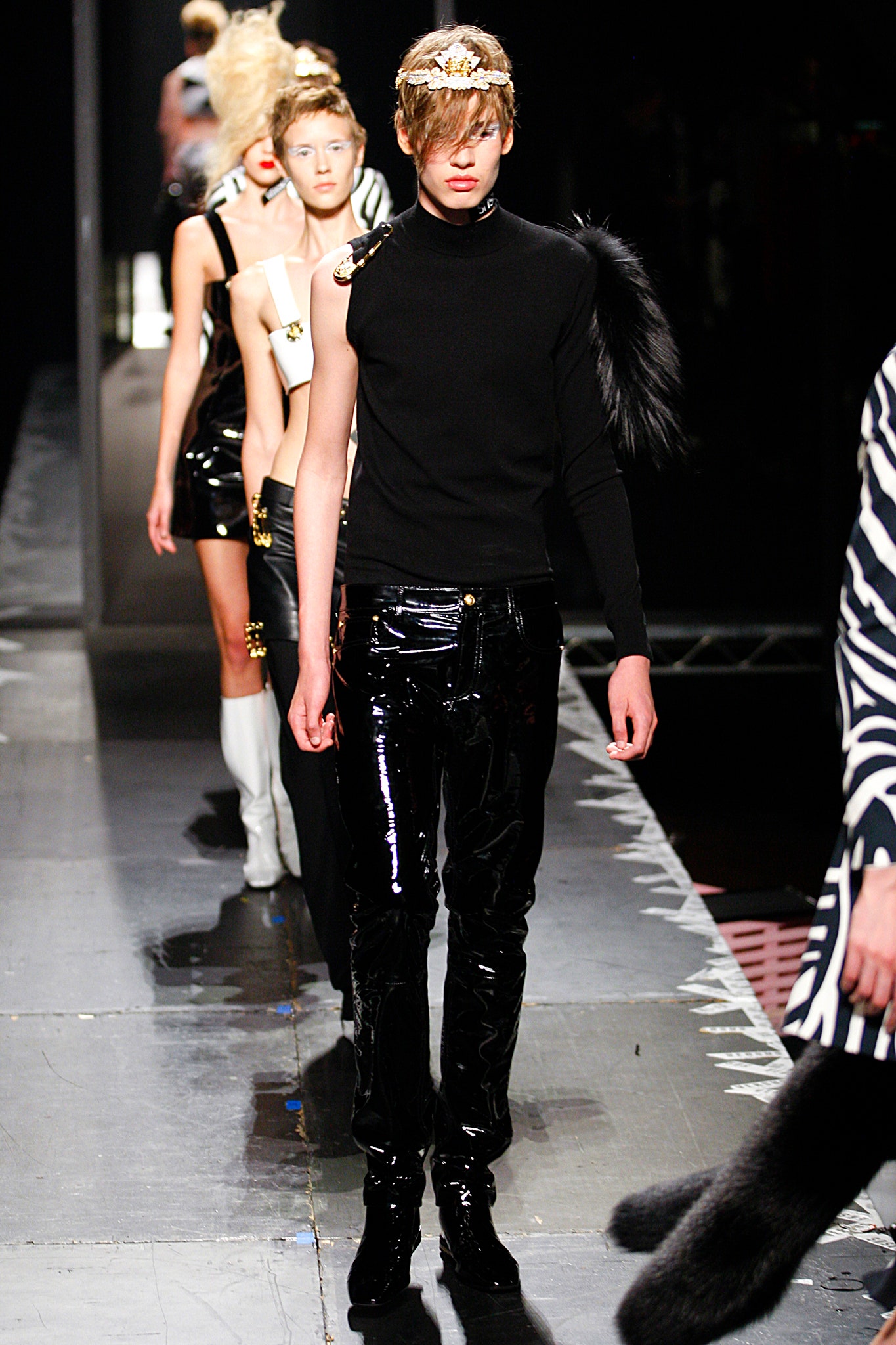 Versus Versace JW Anderson Collection Resort 14 Look 27