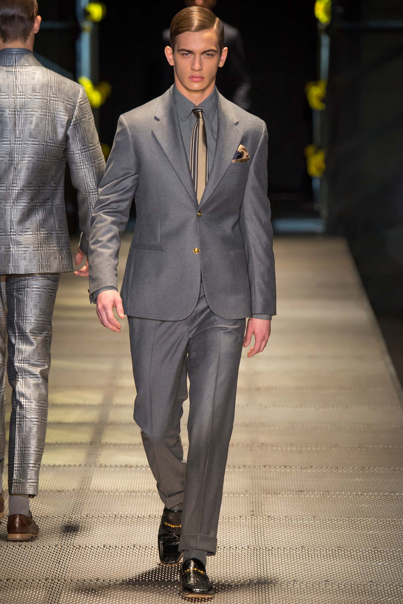 Versace F/W 15 Menswear Look 6