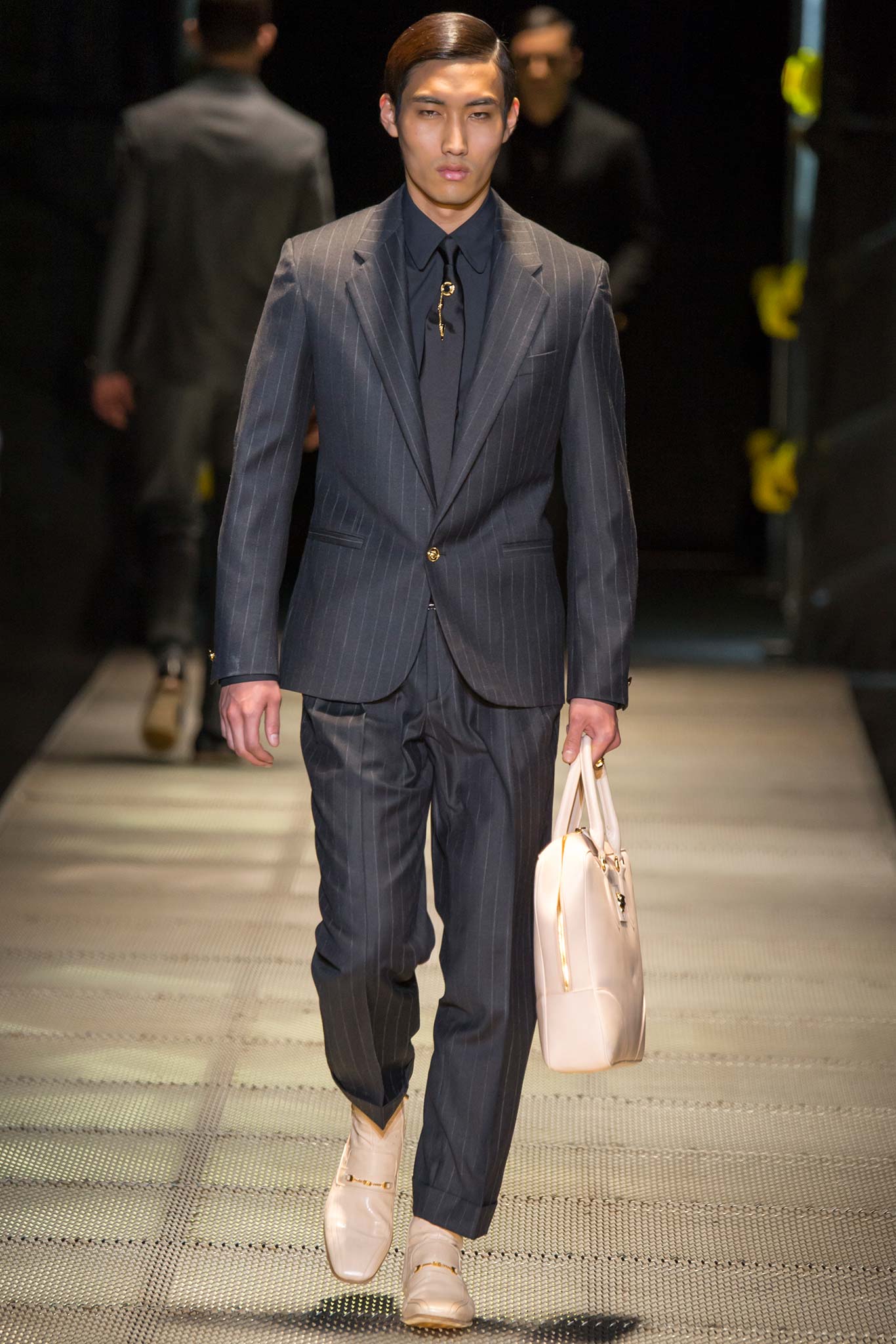 Versace F/W 15 Menswear Look 8