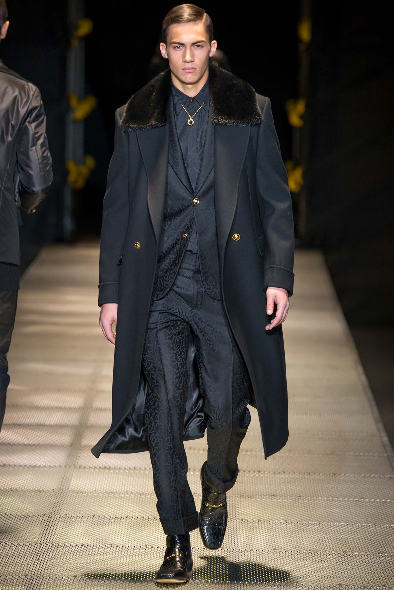 Versace F/W 15 Menswear Look 12