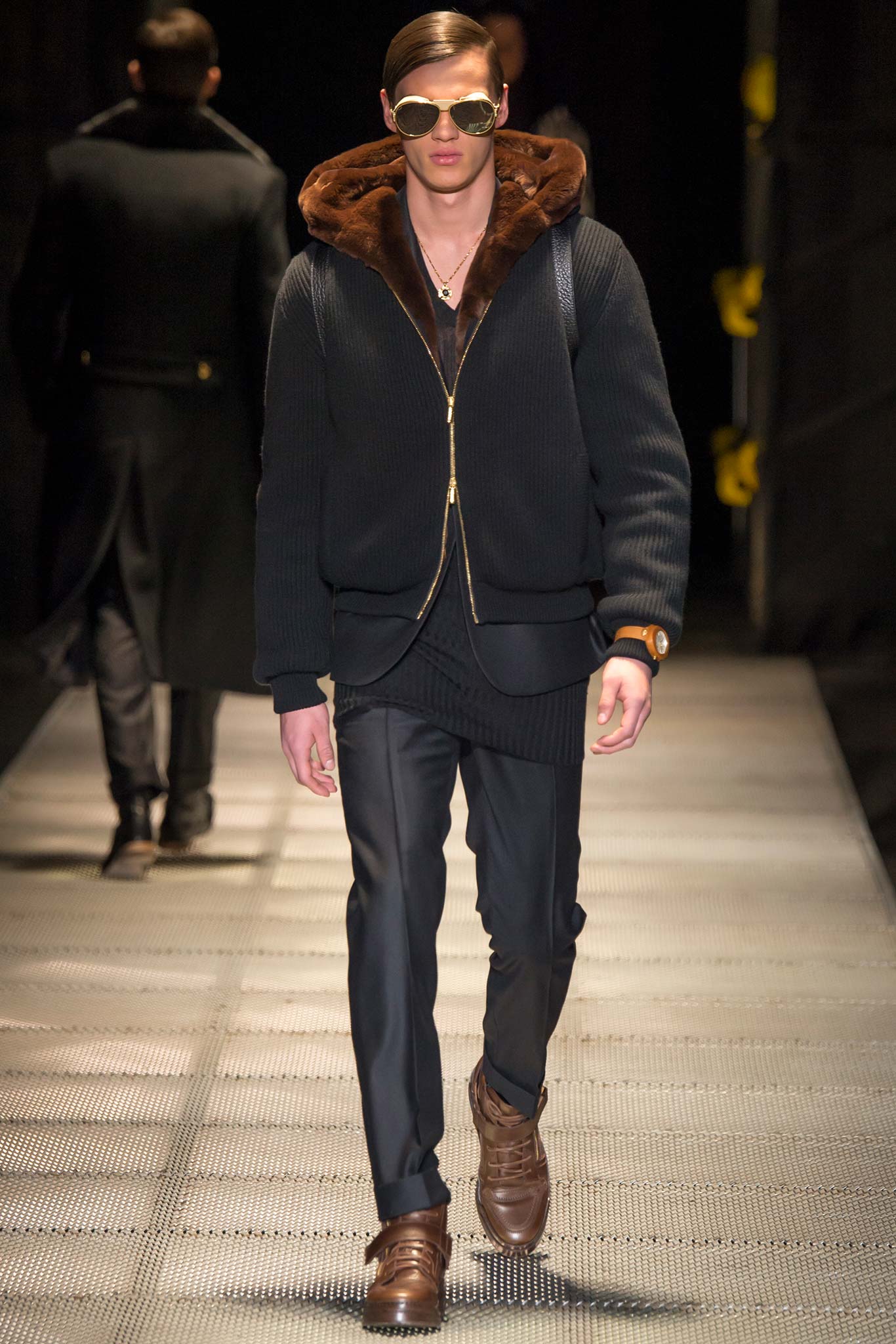 Versace F/W 15 Menswear Look 14