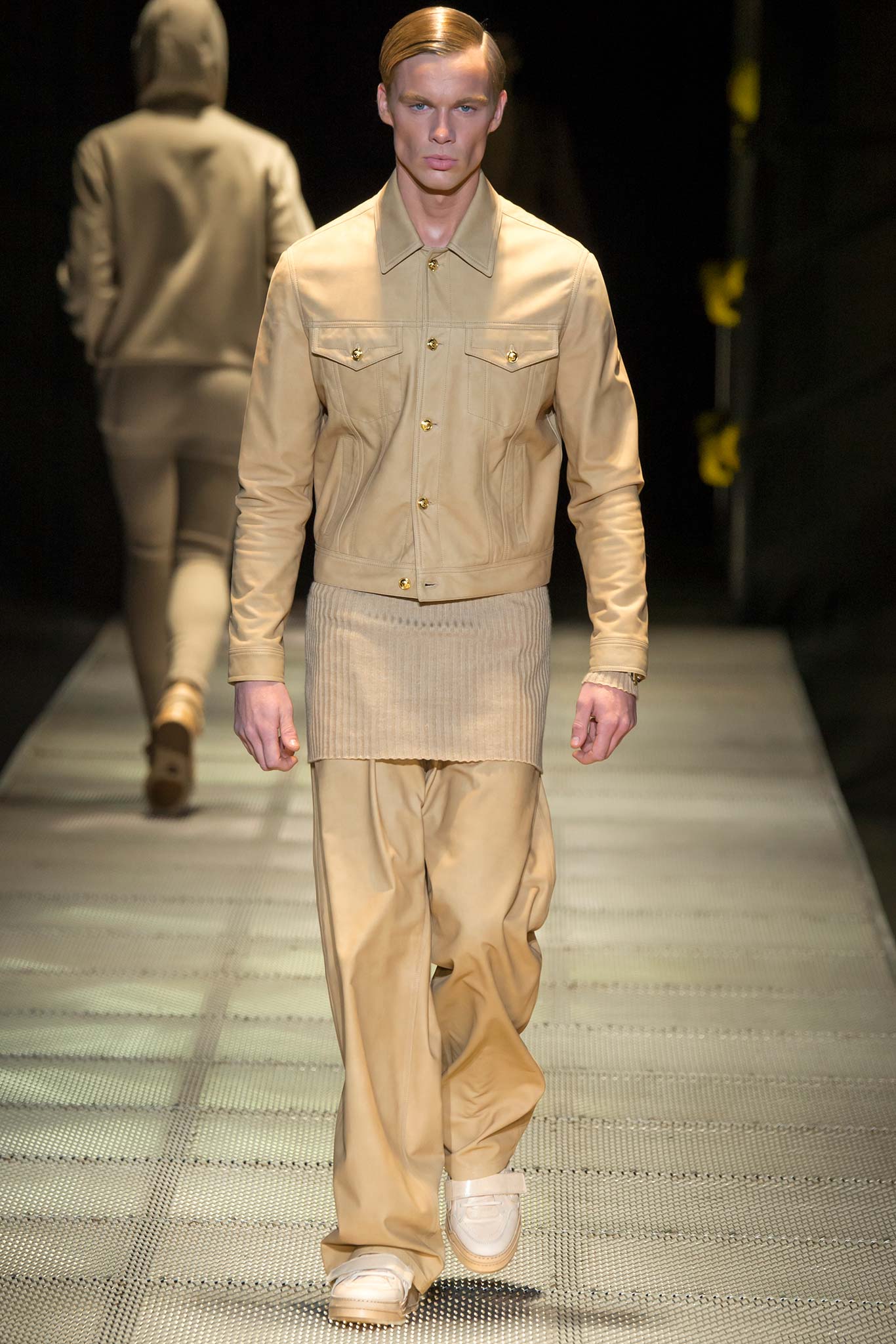Versace F/W 15 Menswear Look 22
