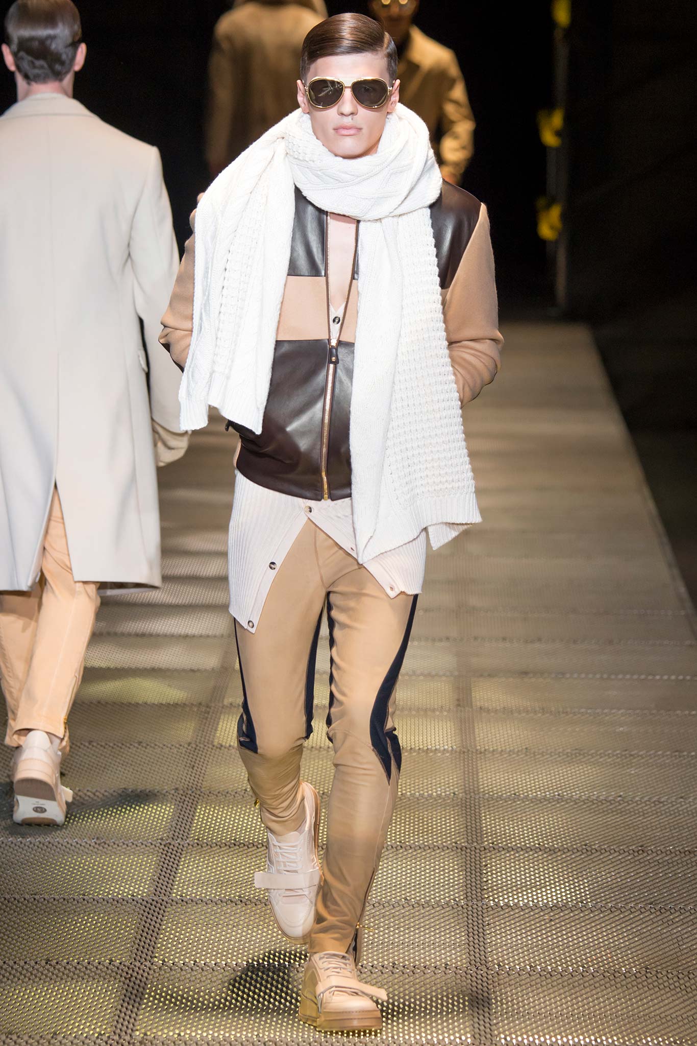 Versace F/W 15 Menswear Look 28