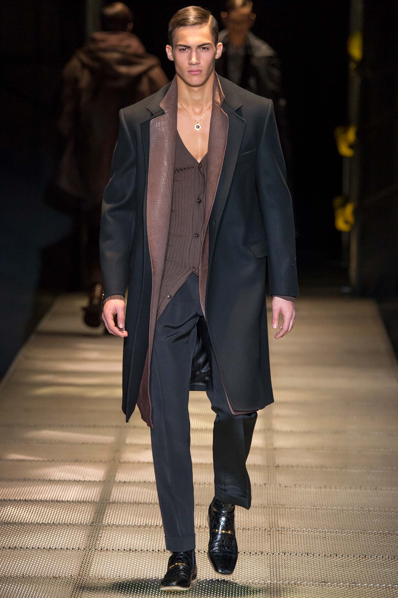 Versace F/W 15 Menswear Look 45