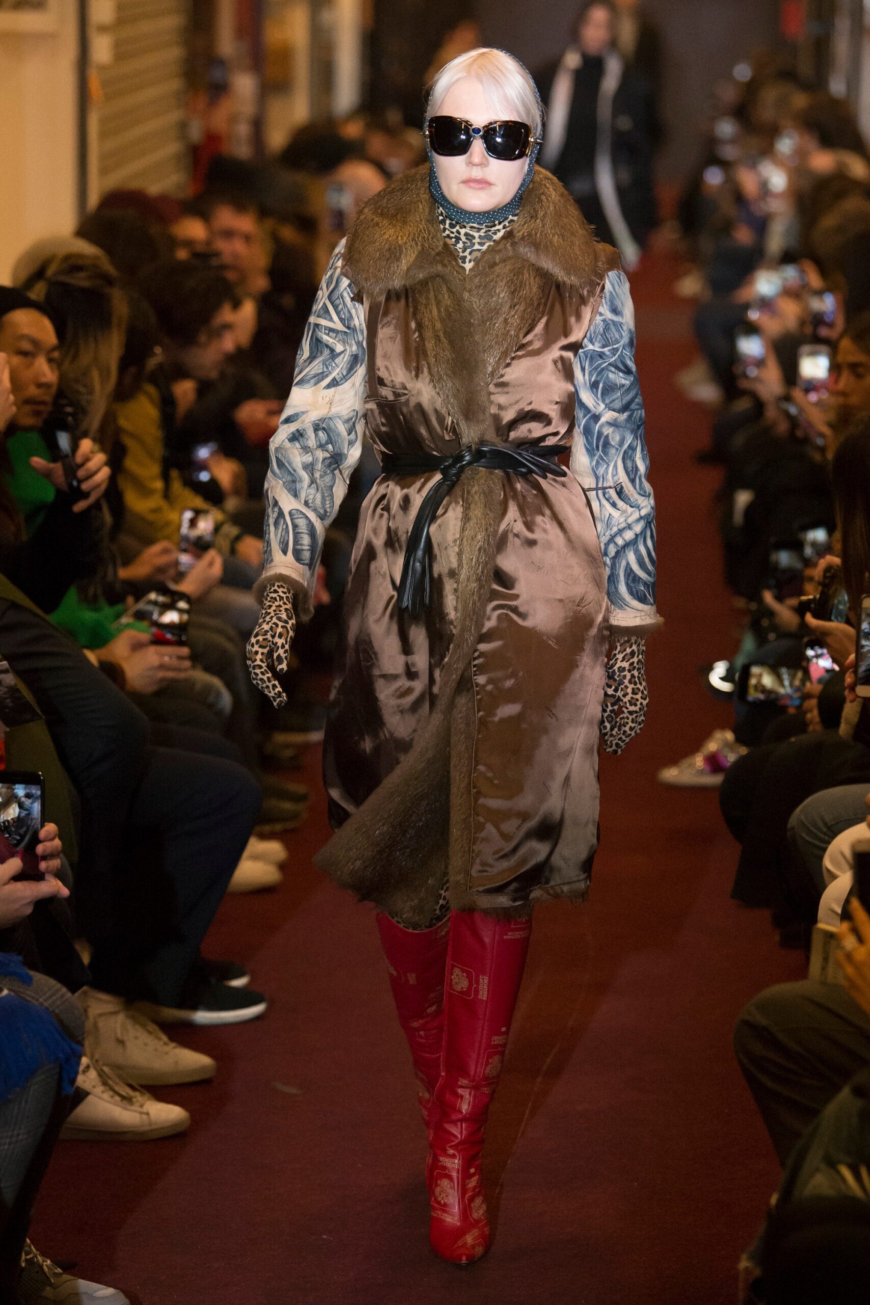 Vetements F/W 18 Look 1