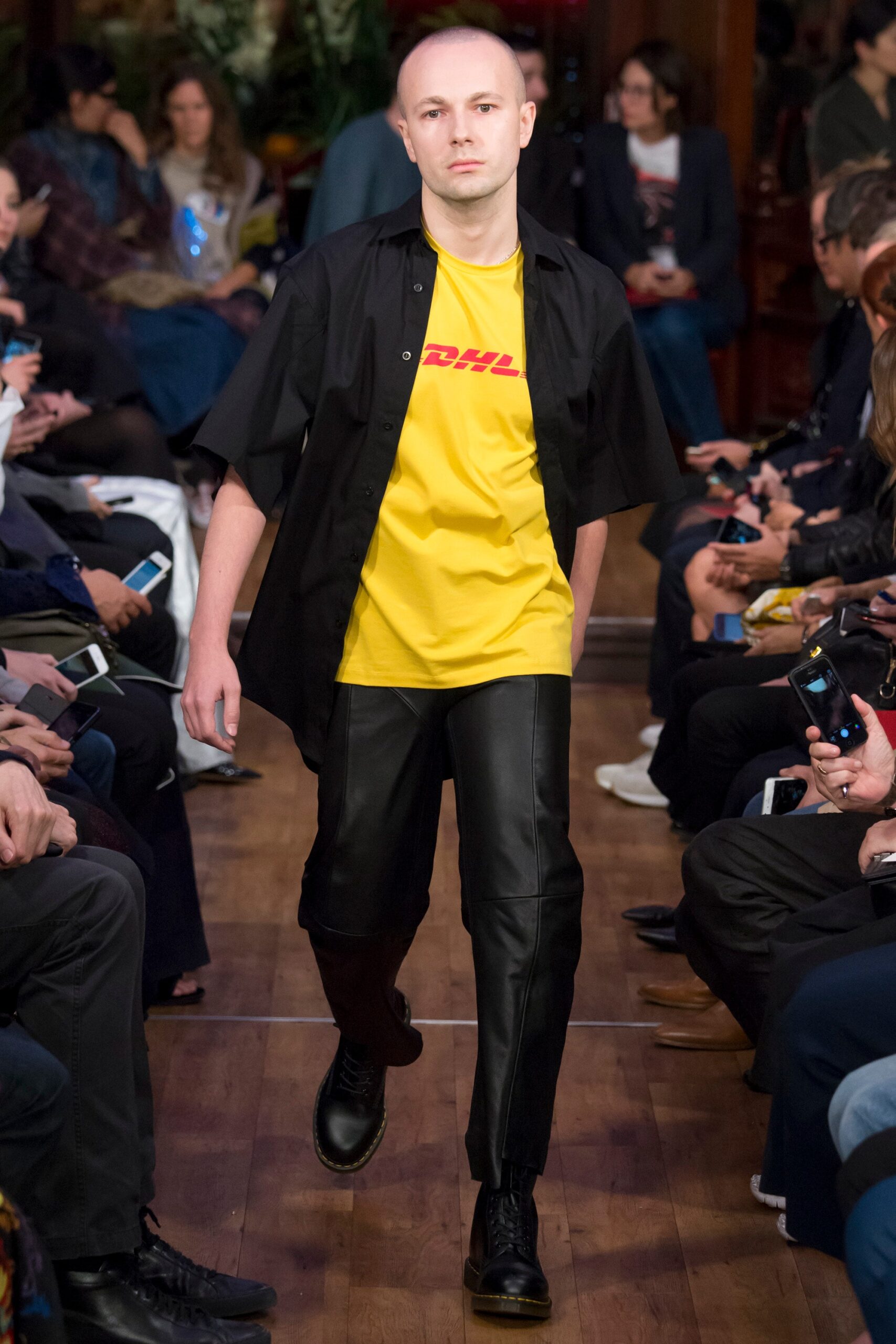 Vetements Spring 2016 Ready-to-Wear