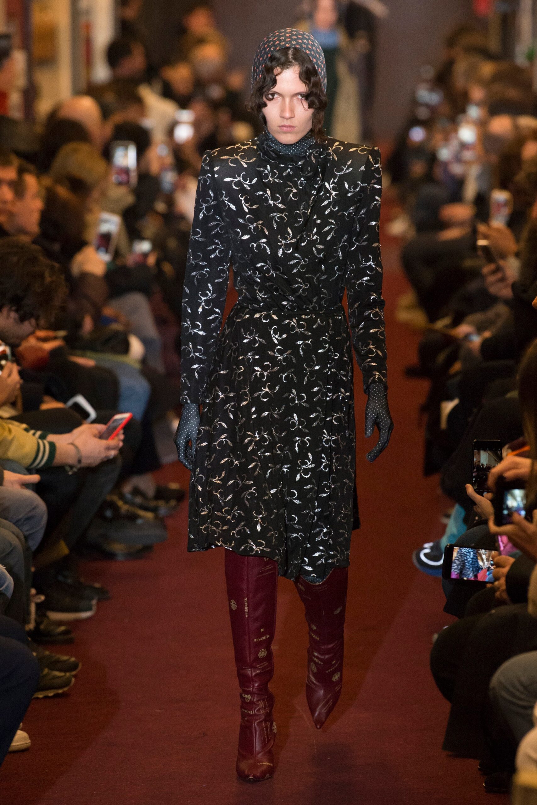 Vetements F/W 18 Look 6