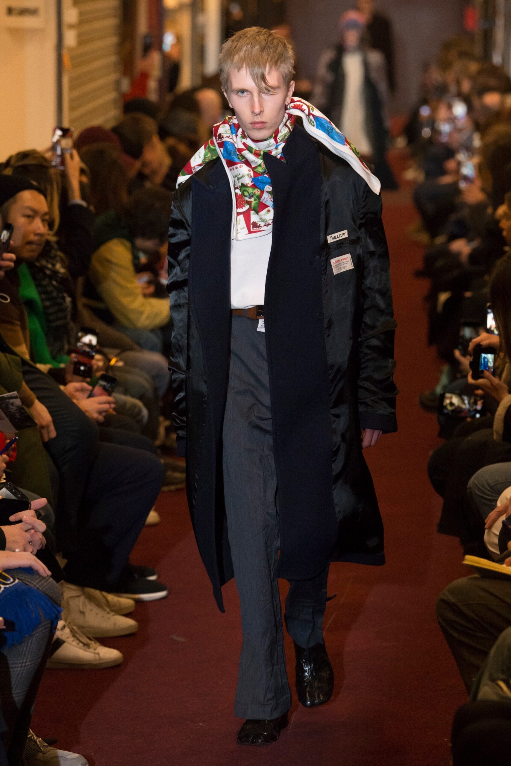 Vetements F/W 18 Look 8