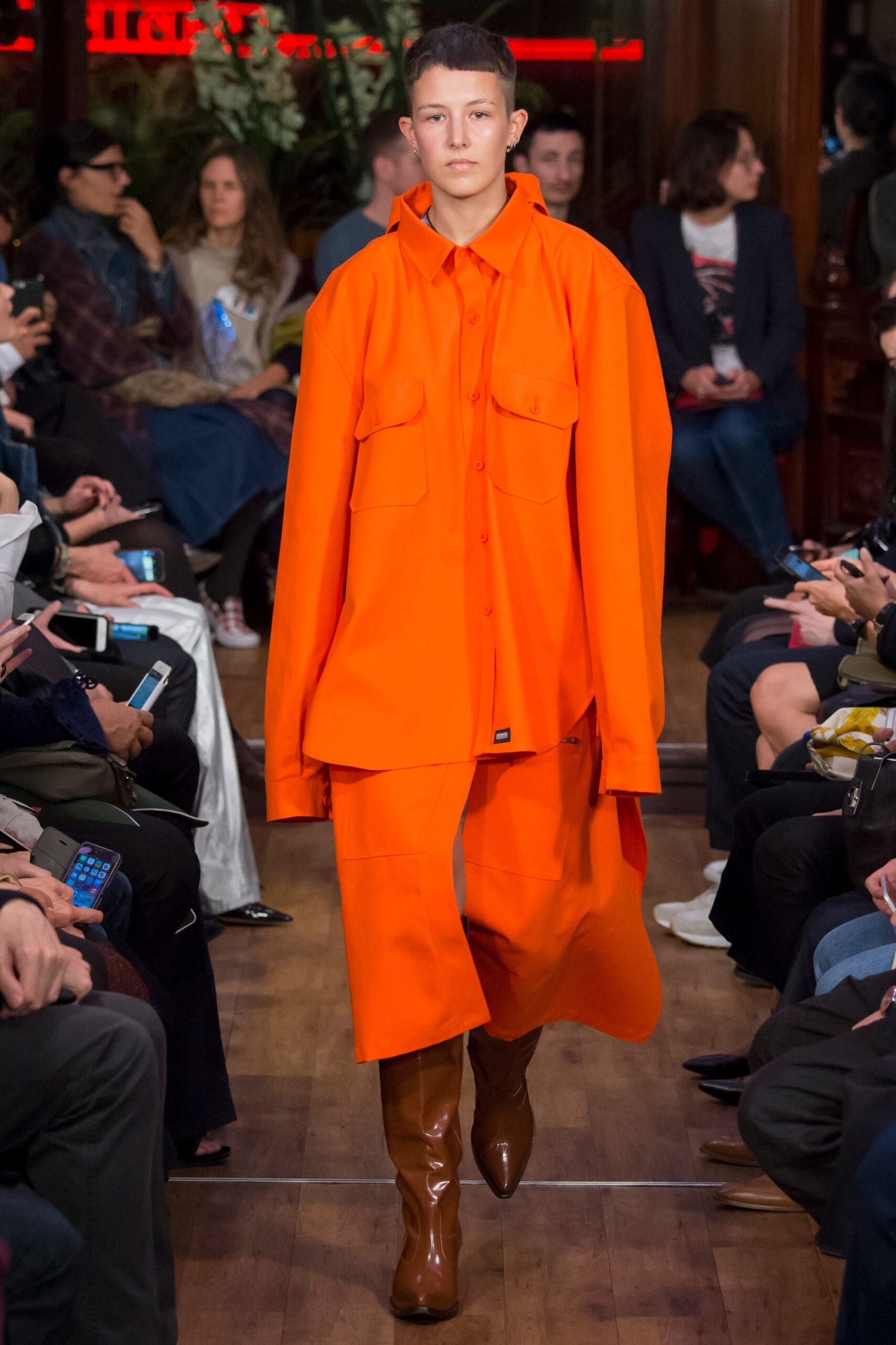 Vetements S/S 16 Look 7