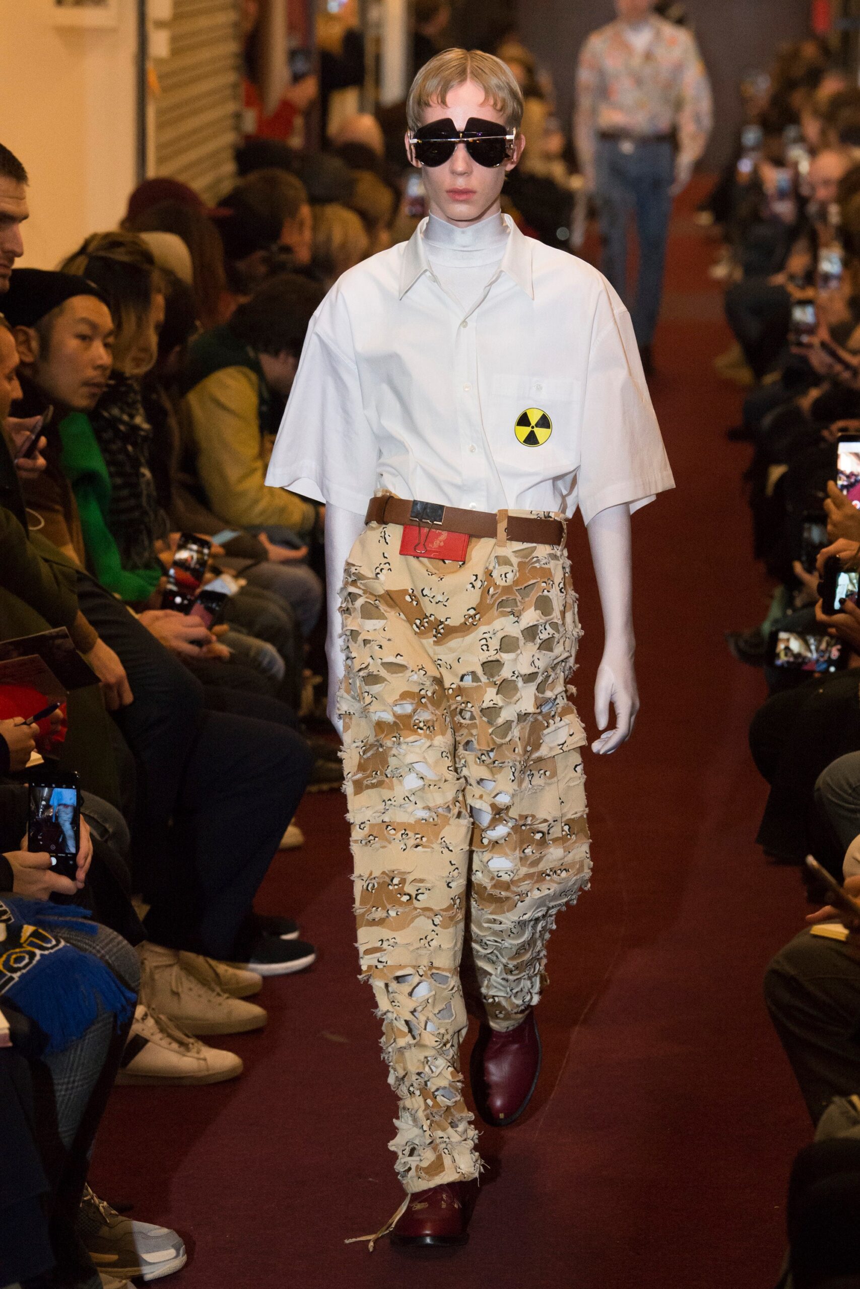 Vetements F/W 18 Look 13