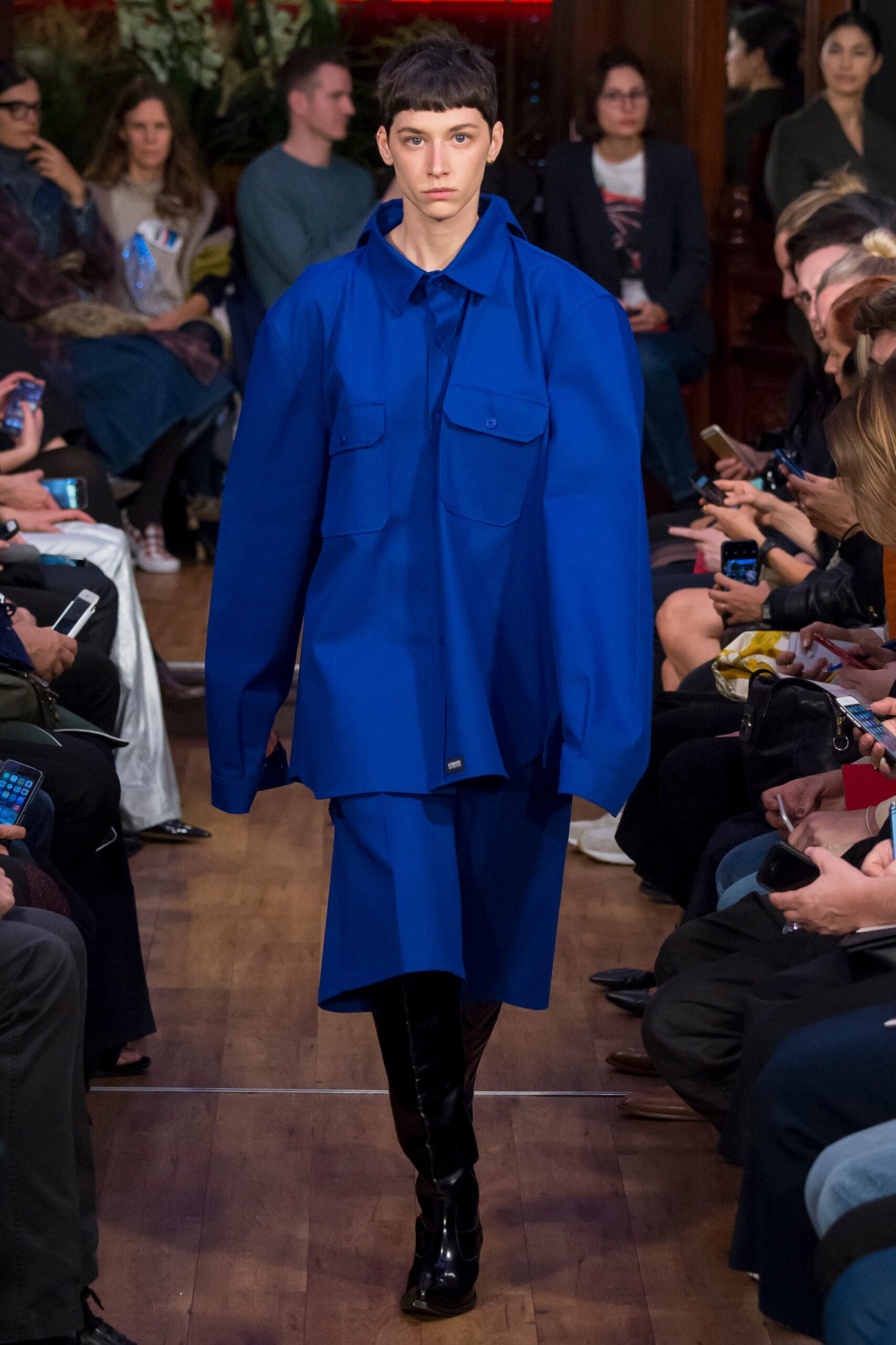 Vetements S/S 16 Look 9