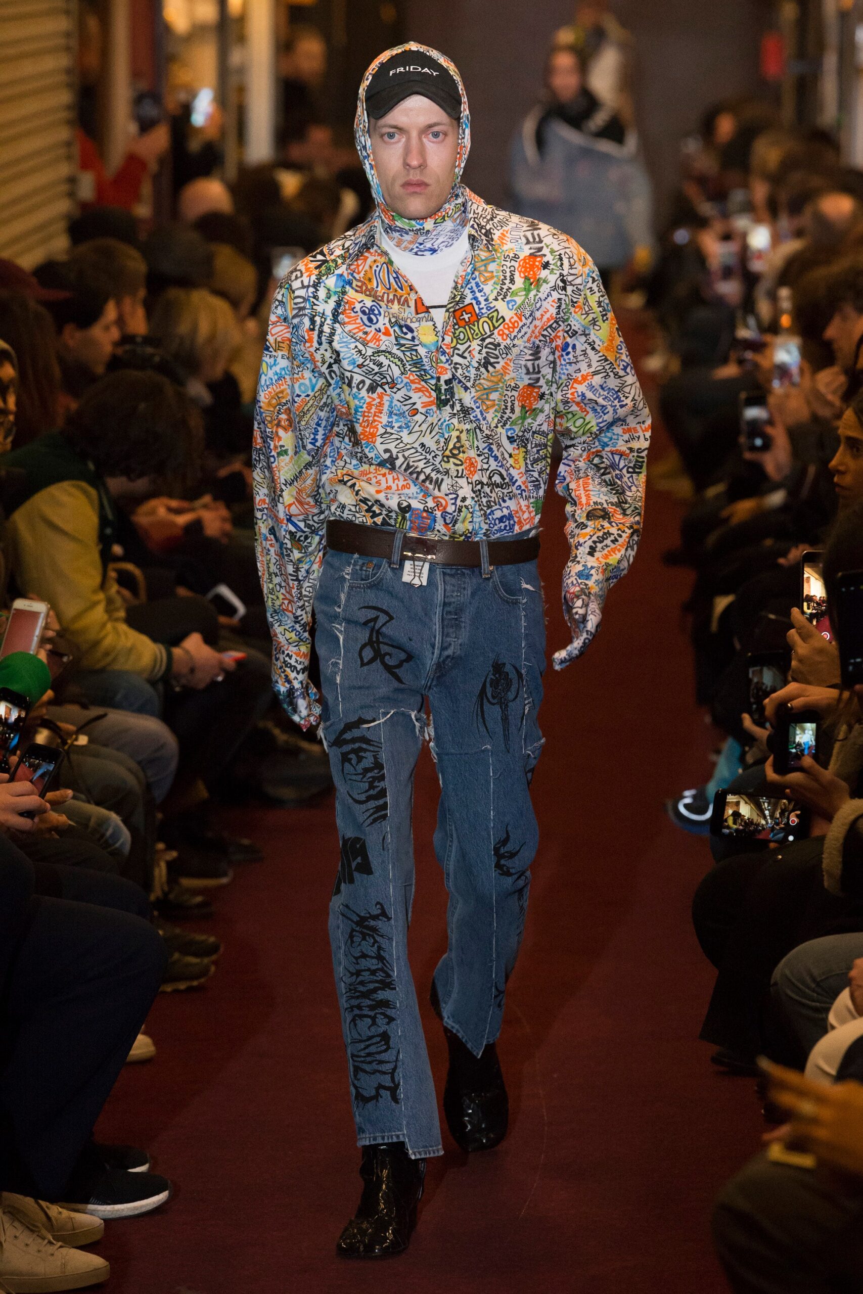 Vetements F/W 18 Look 14