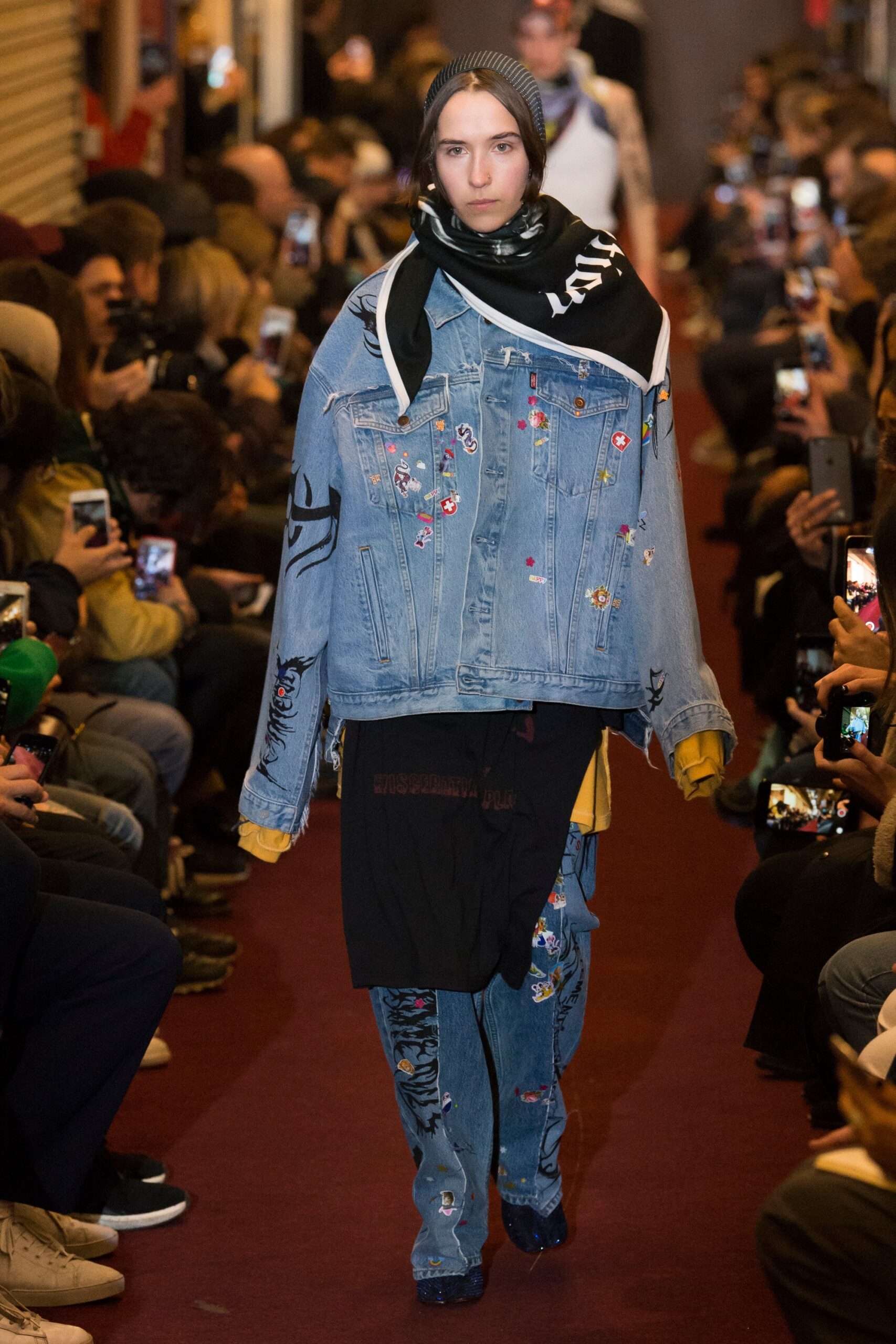 Vetements F/W 18 Look 15