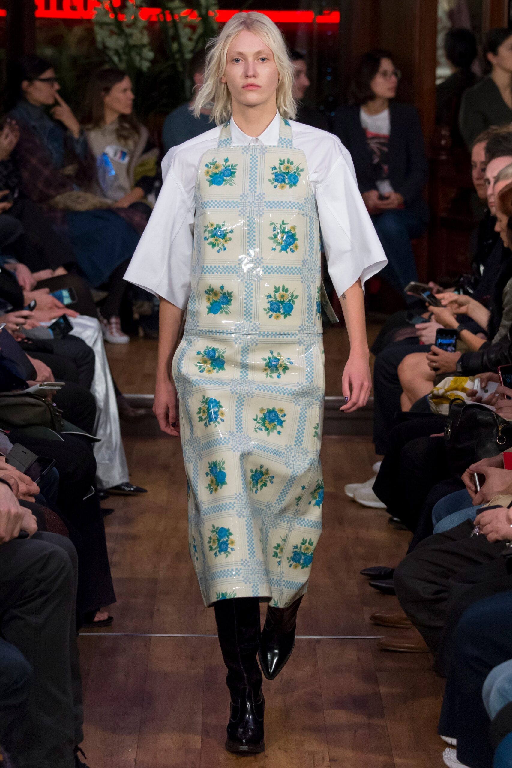 Vetements S/S 16 Look 11