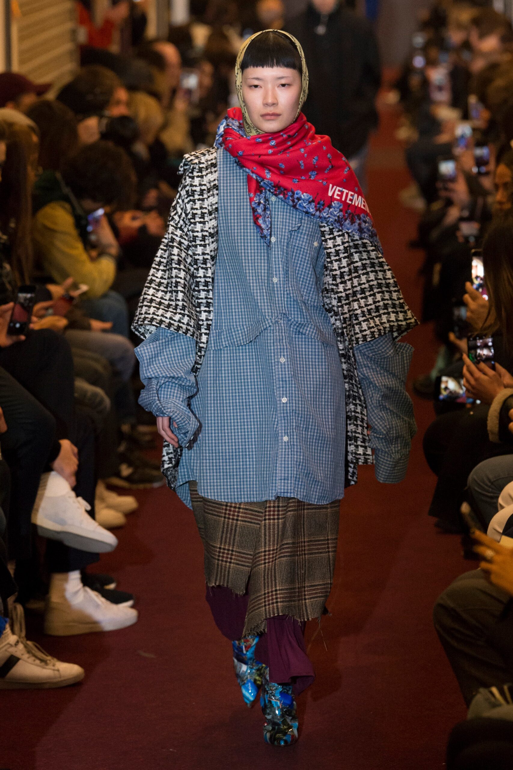 Vetements F/W 18 Look 20