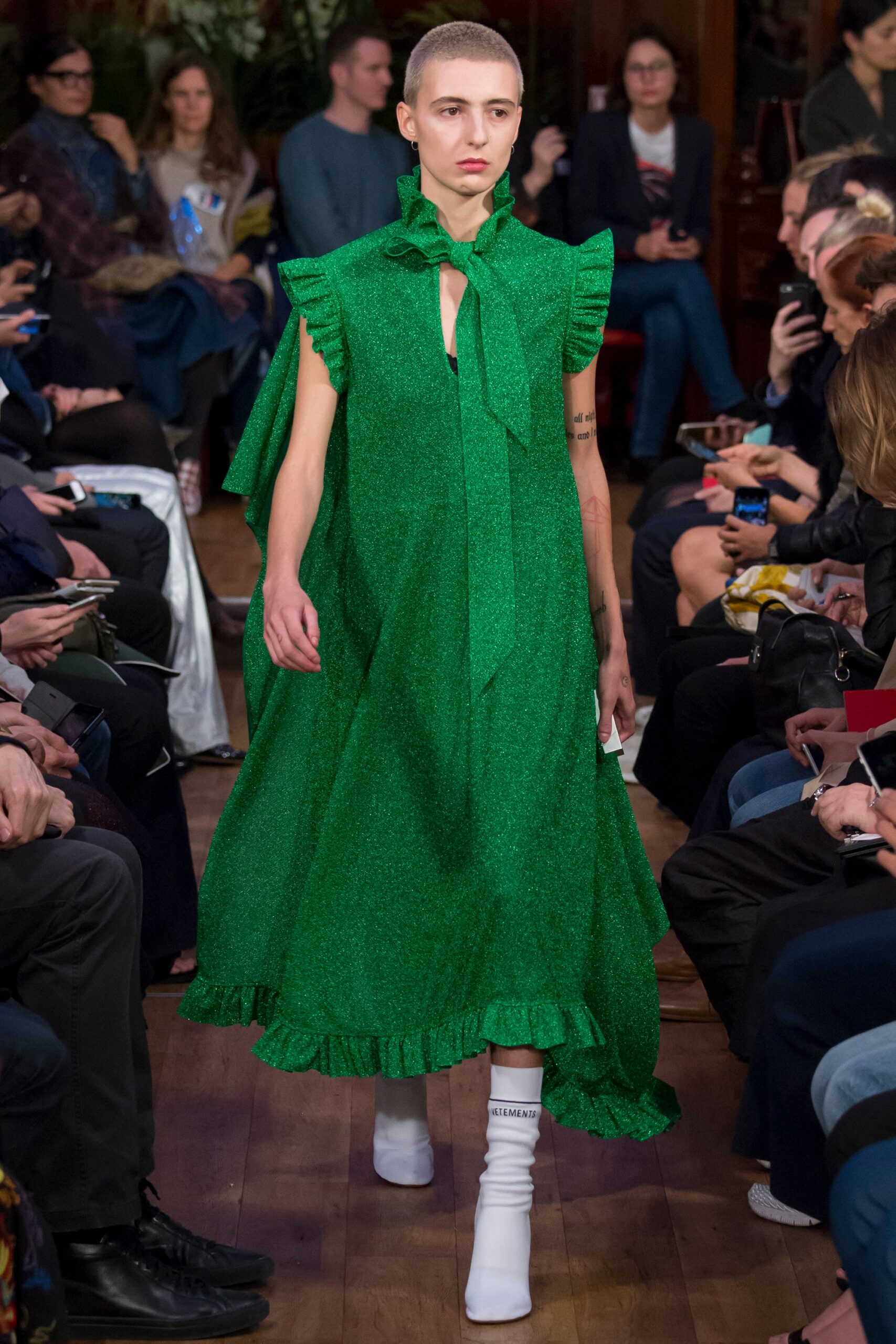 Vetements S/S 16 Look 14