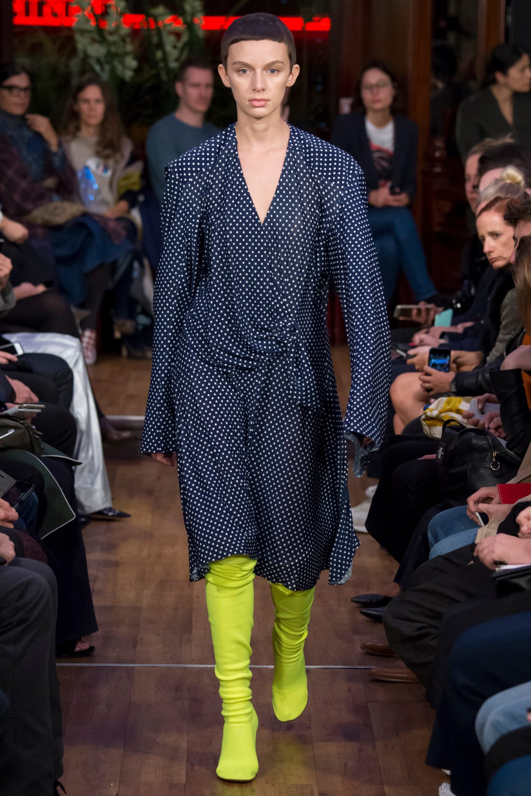 Vetements S/S 16 Look 15
