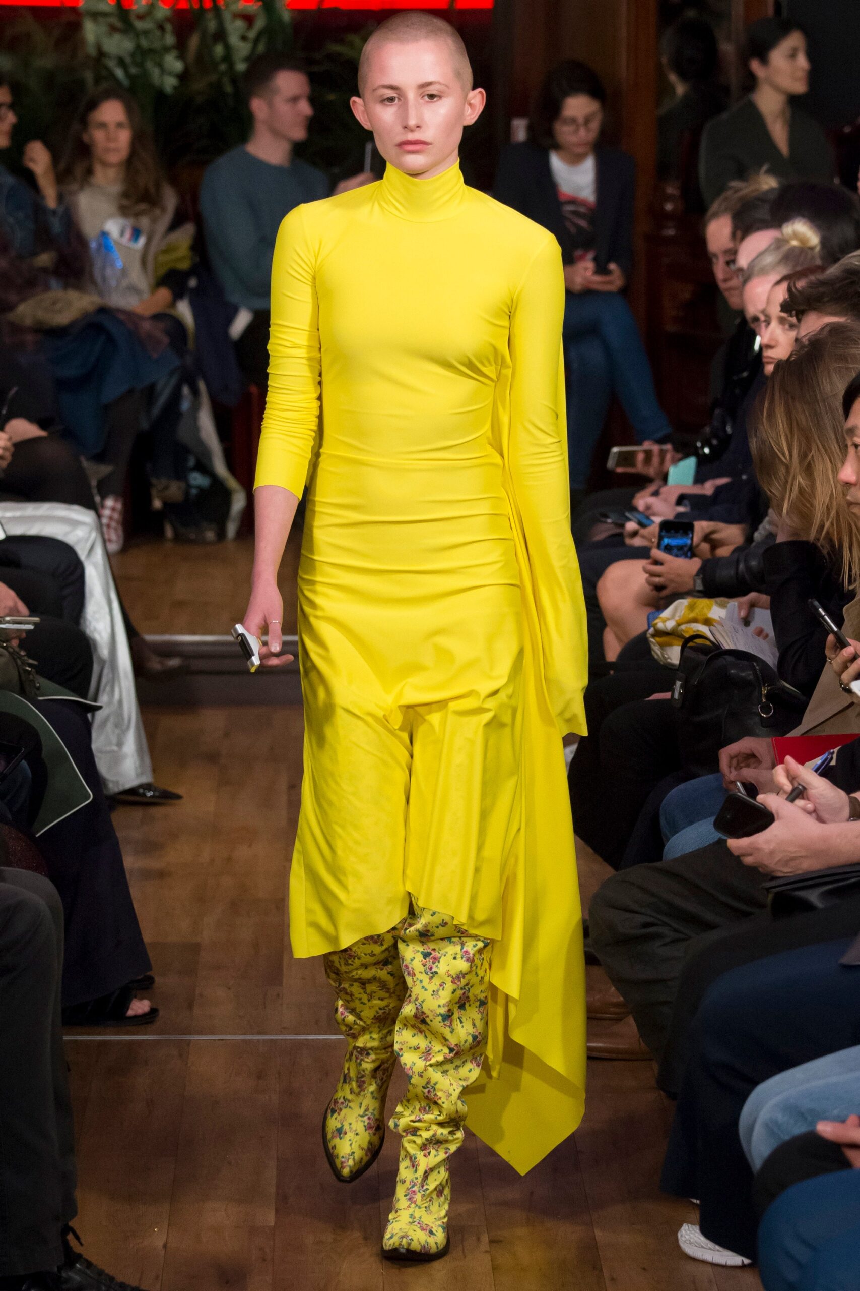 Vetements S/S 16 Look 16