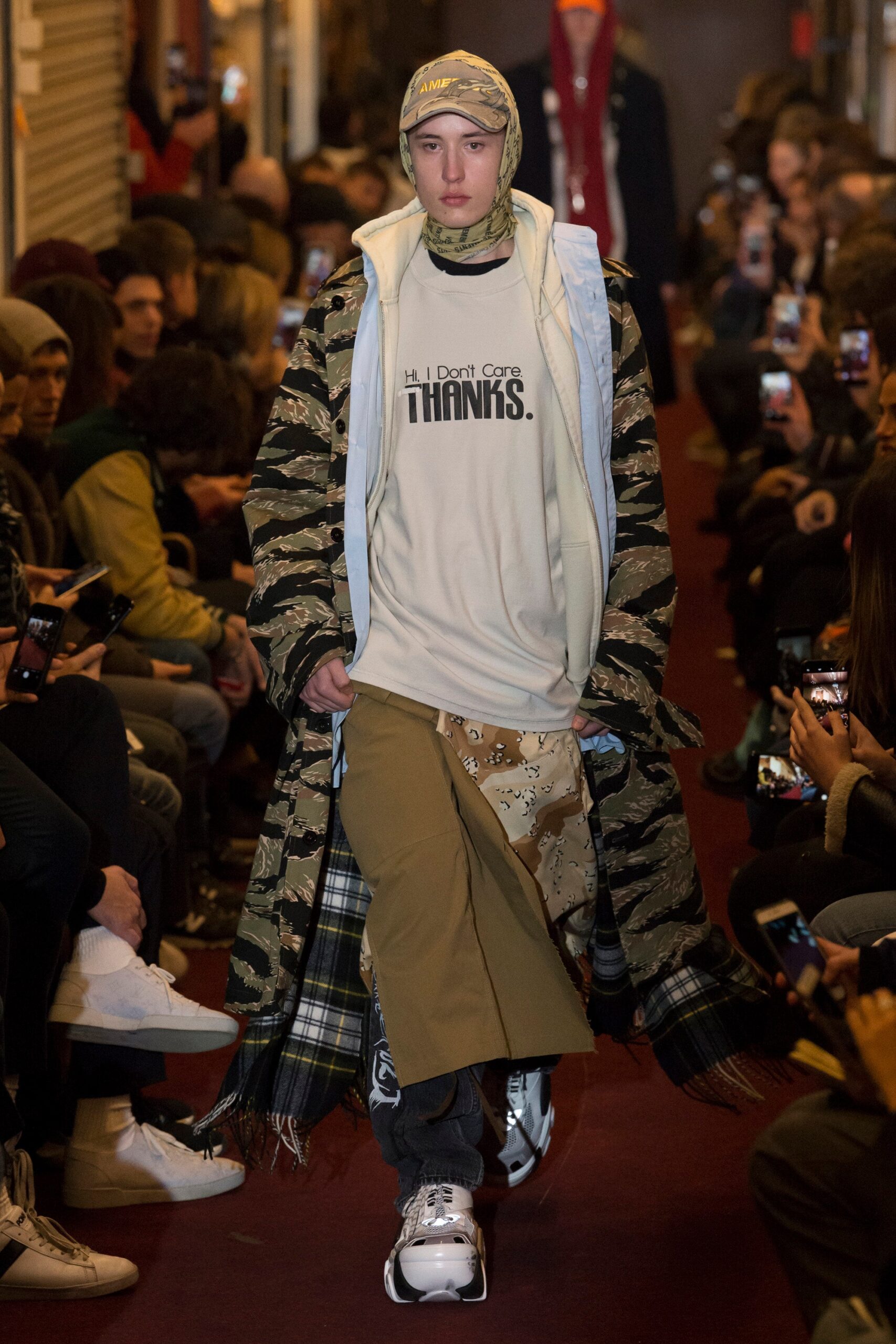 Vetements F/W 18 Look 32