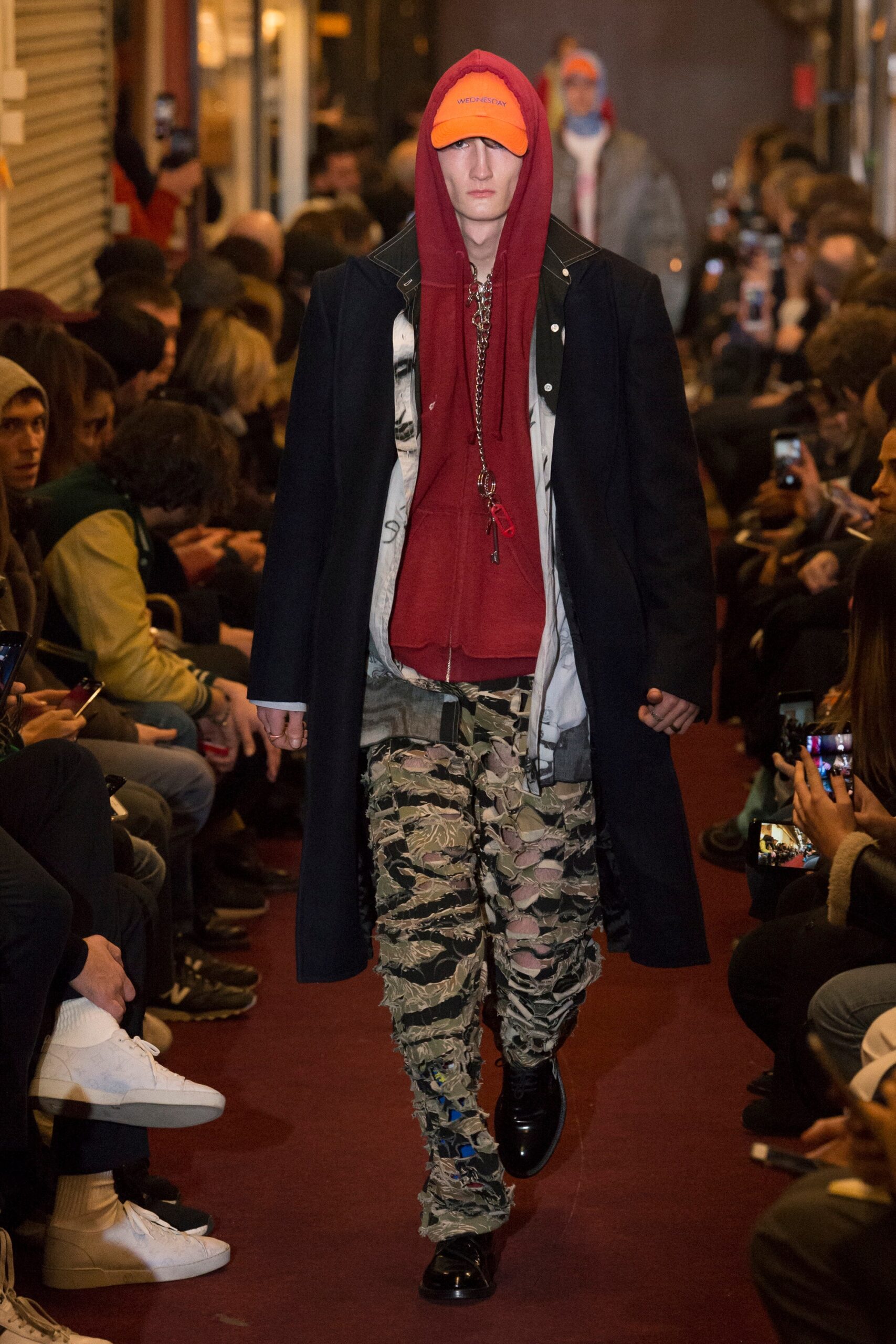 Vetements F/W 18 Look 33
