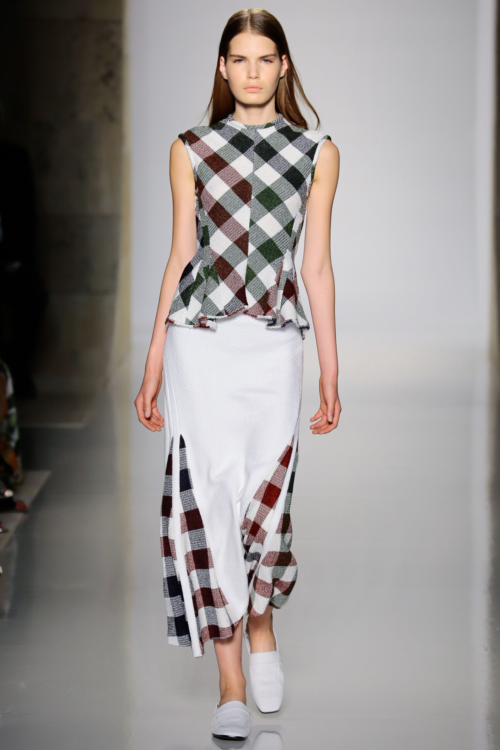 Victoria Beckham Spring 2016 Ready-to-Wear