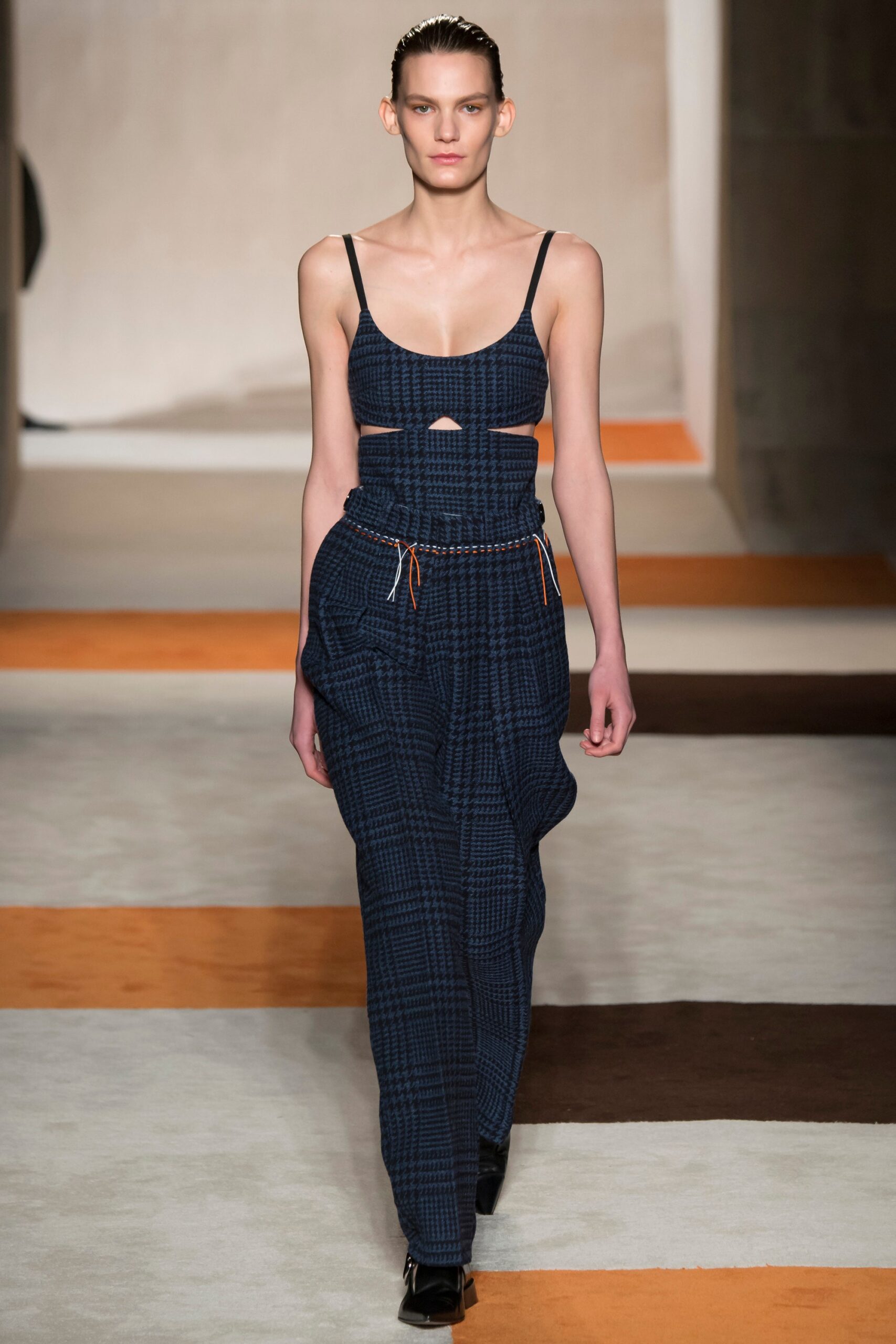 Victoria Beckham F/W 16 Look 7