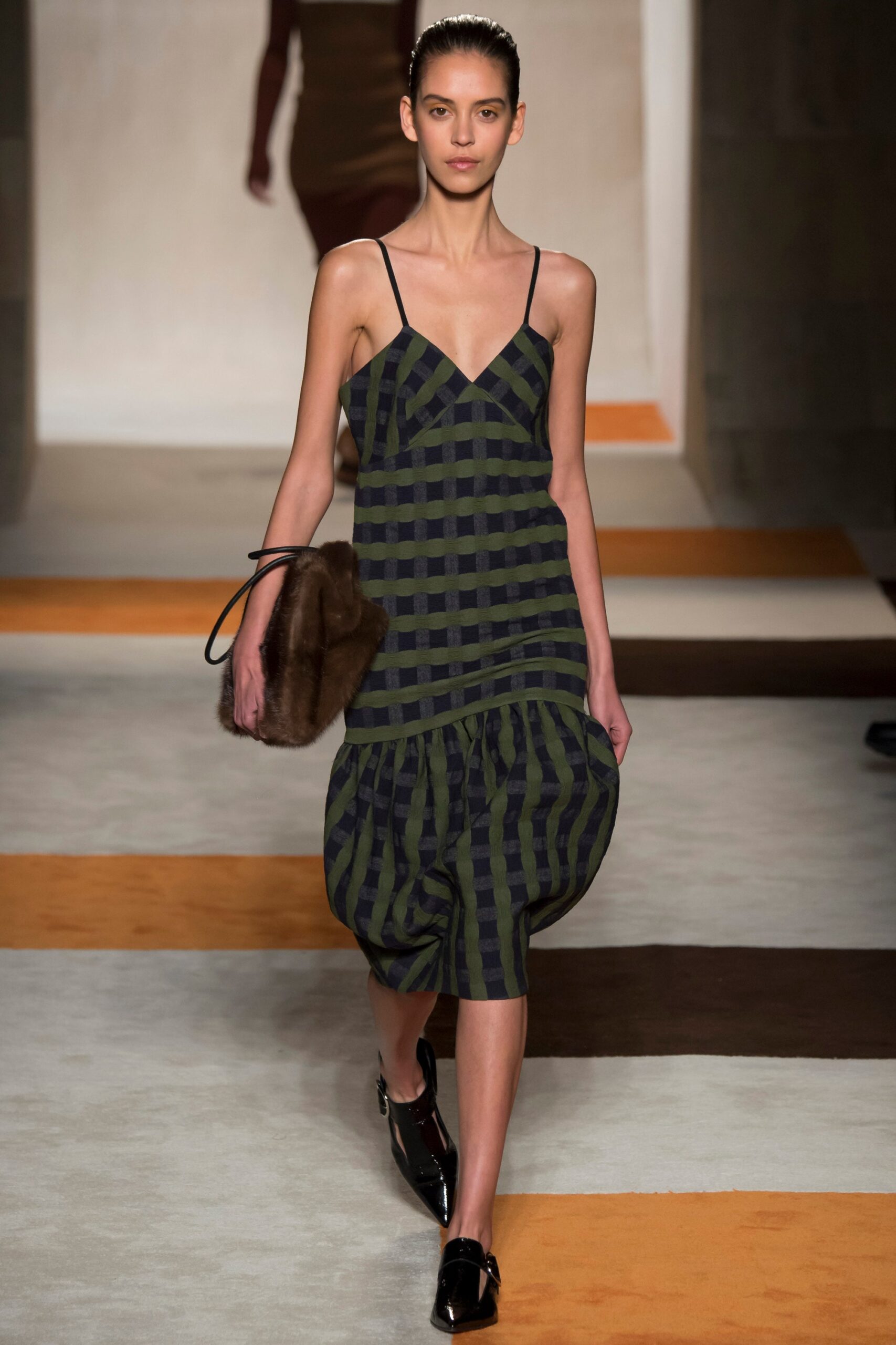 Victoria Beckham F/W 16 Look 14