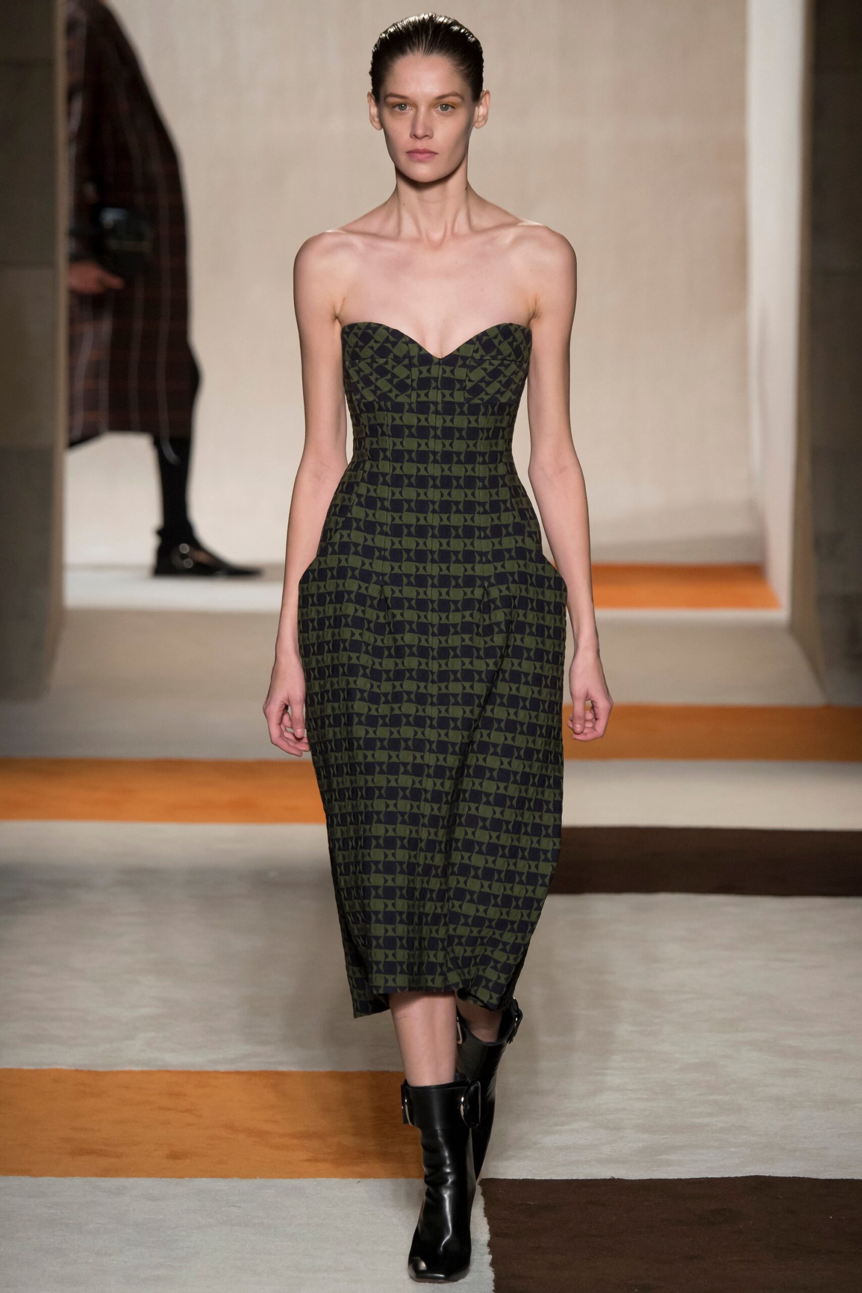 Victoria Beckham F/W 16 Look 21