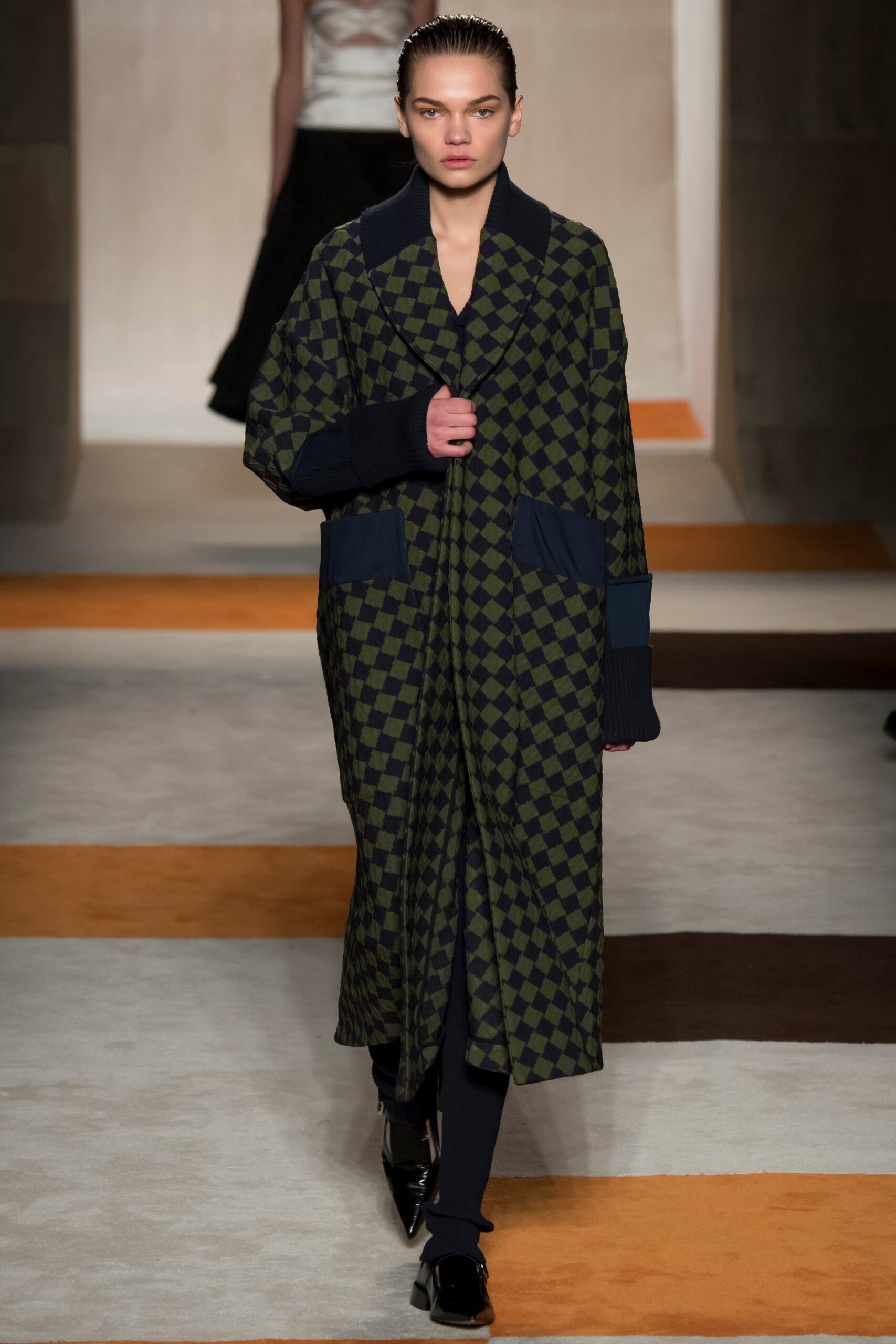 Victoria Beckham F/W 16 Look 29