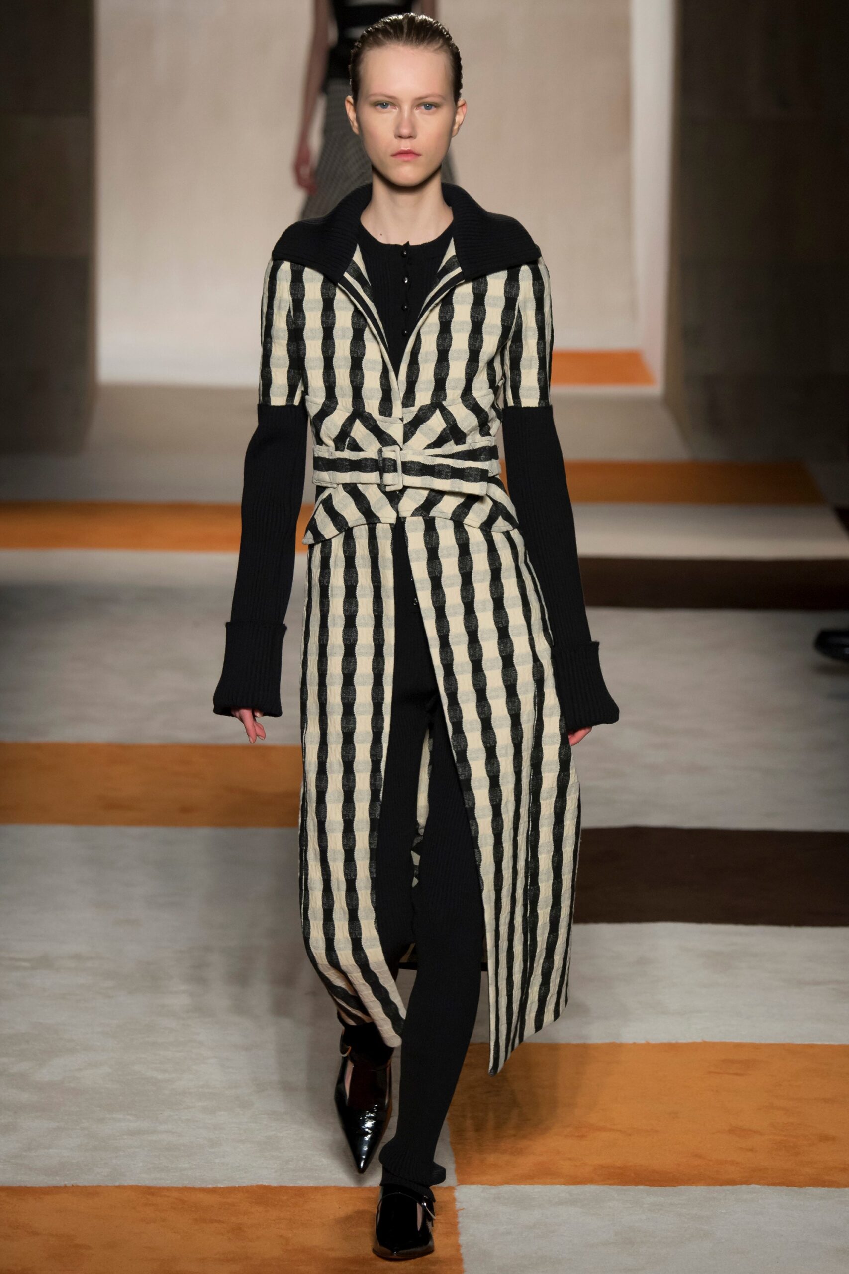 Victoria Beckham F/W 16 Look 35