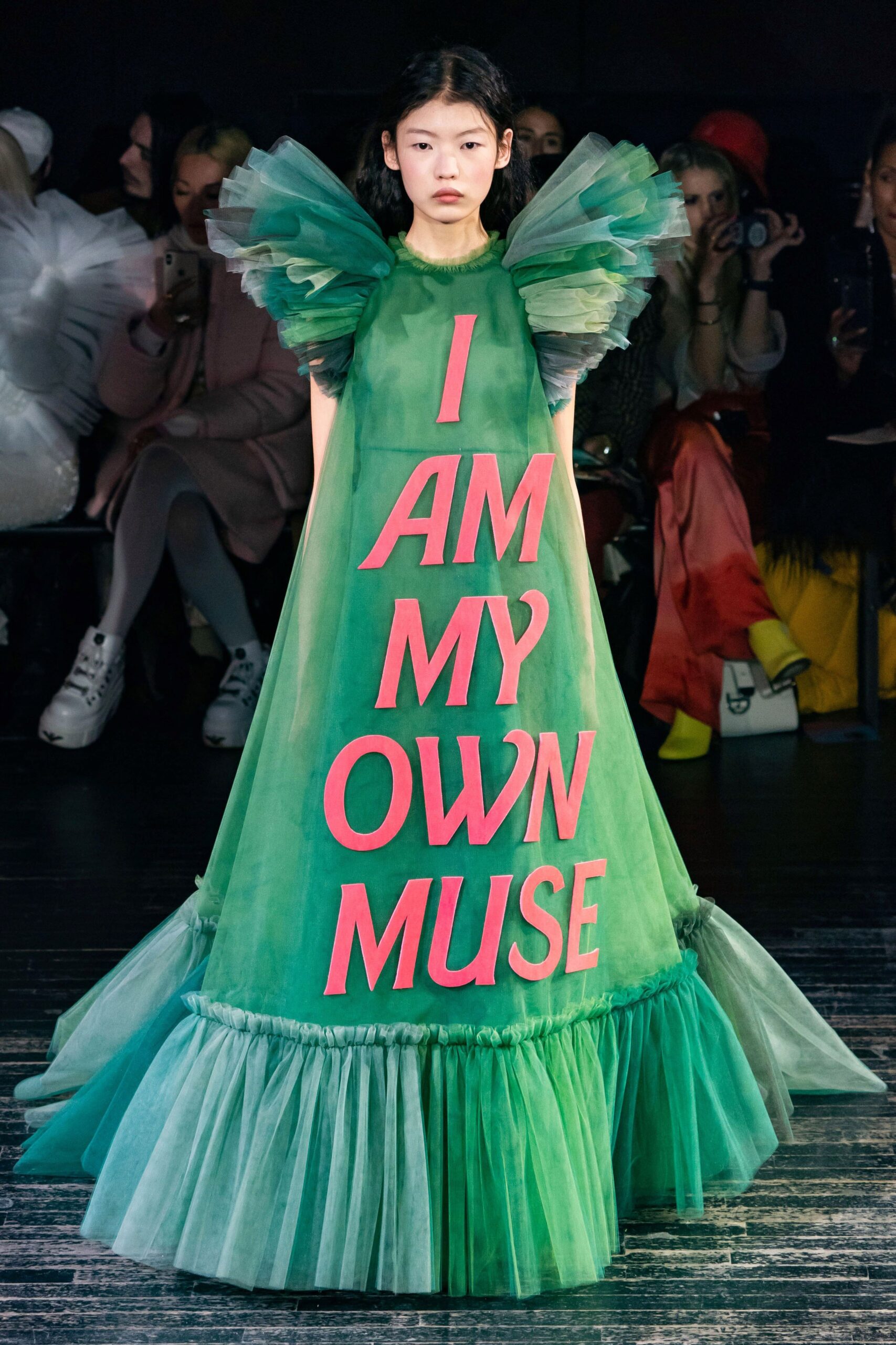 Viktor & Rolf S/S 19 Couture Look 2