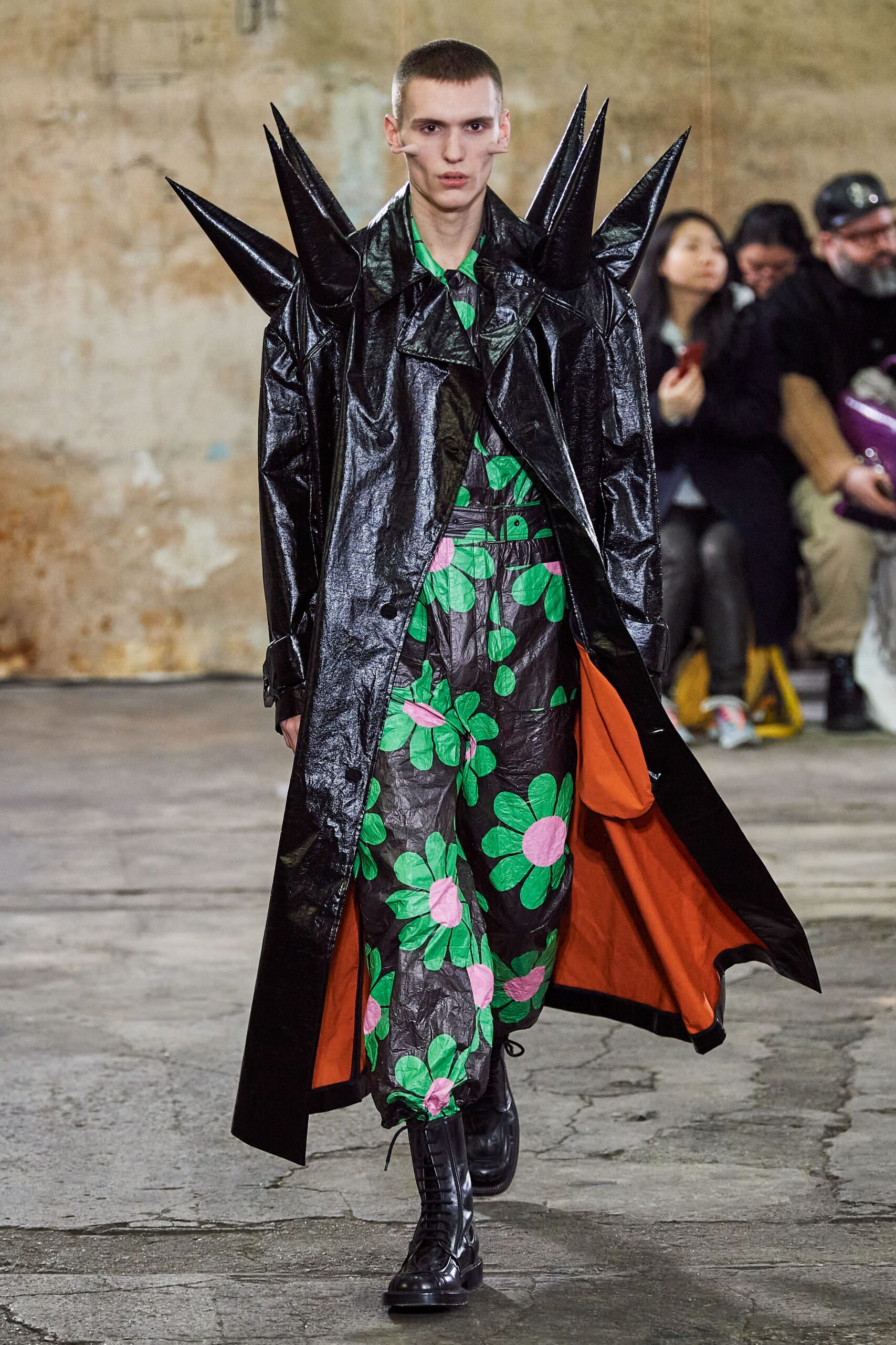 Walter Van Beirendonck F/W 20 Menswear Look 1