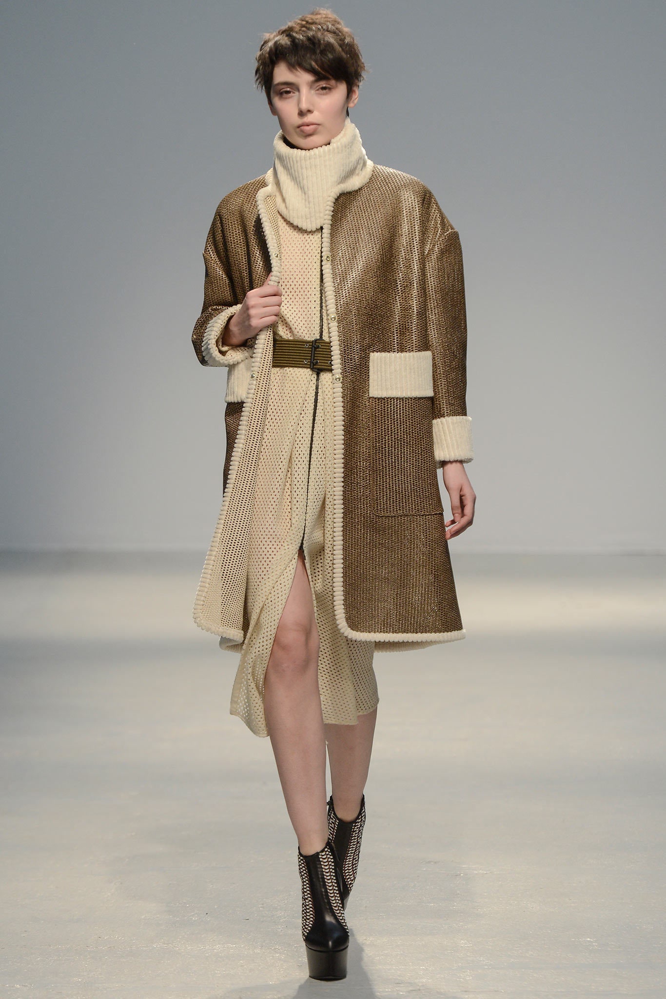 Véronique Leroy F/W 13 Look 17