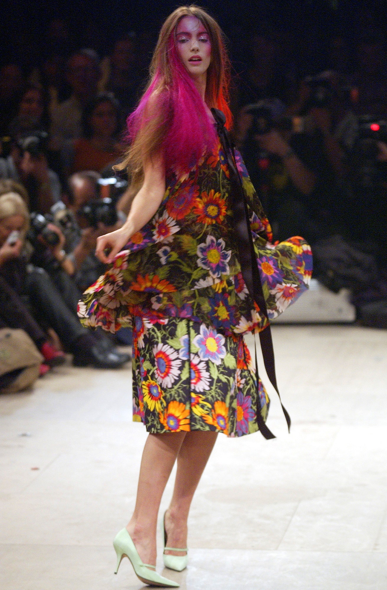 Viktor & Rolf S/S 03 Look 17