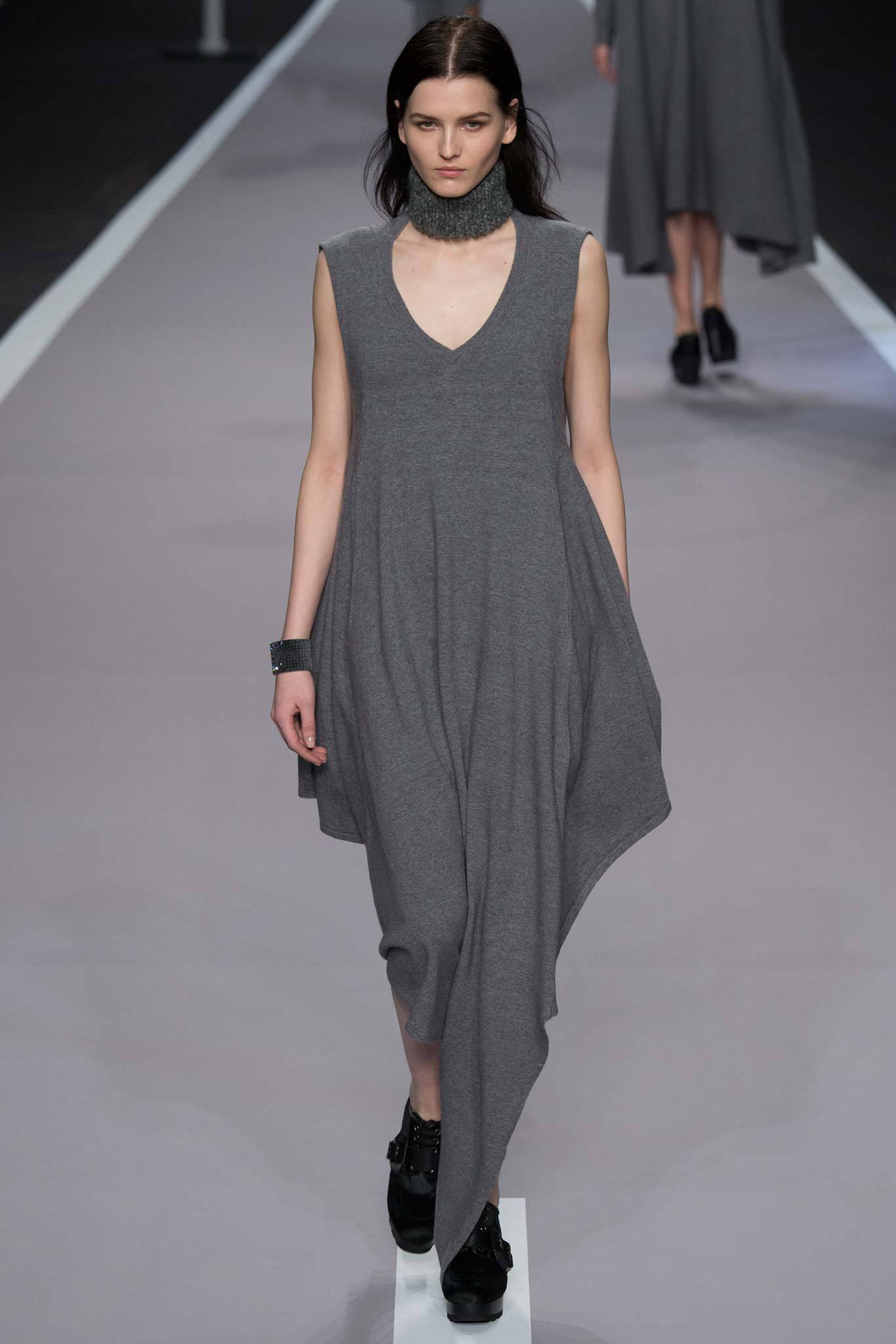 Viktor & Rolf F/W 14 Look 2
