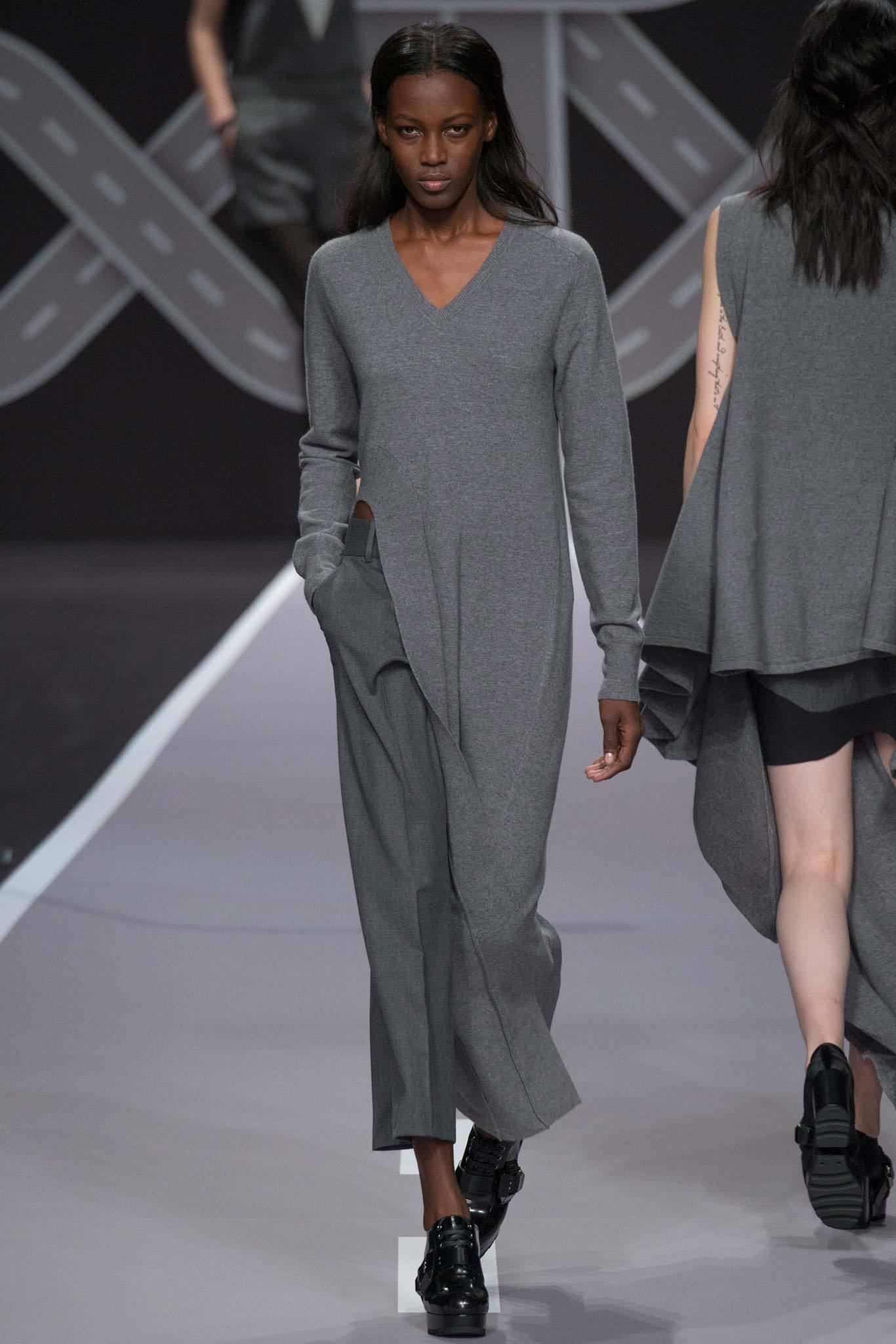 Viktor & Rolf F/W 14 Look 4