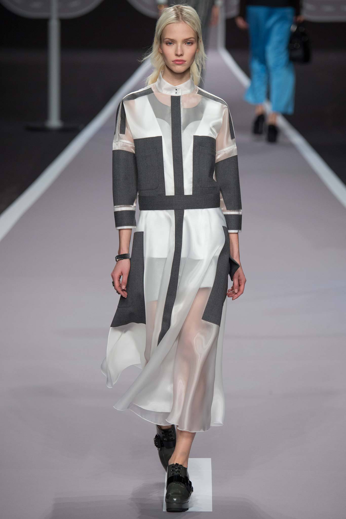 Viktor & Rolf F/W 14 Look 25