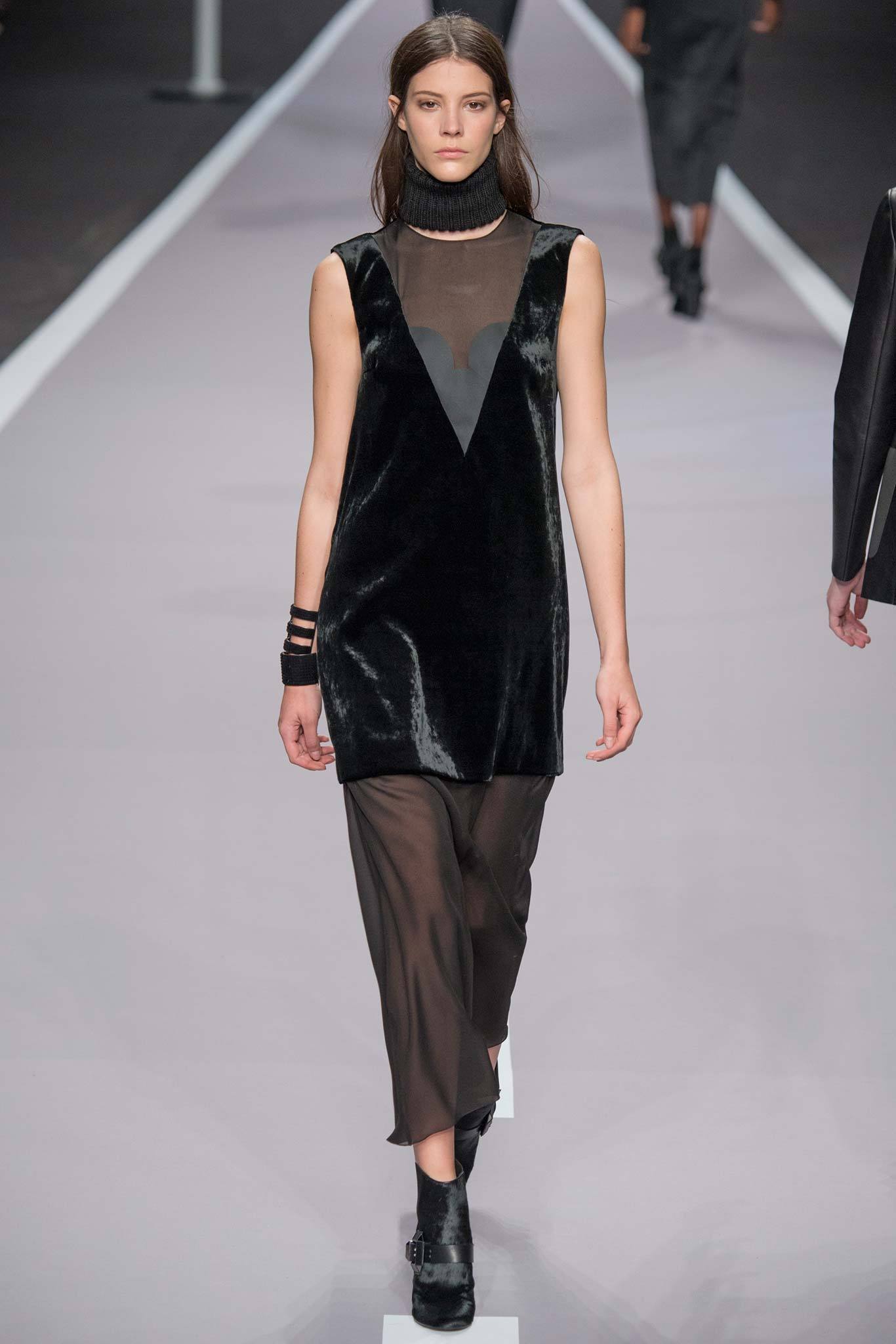 Viktor & Rolf F/W 14 Look 42