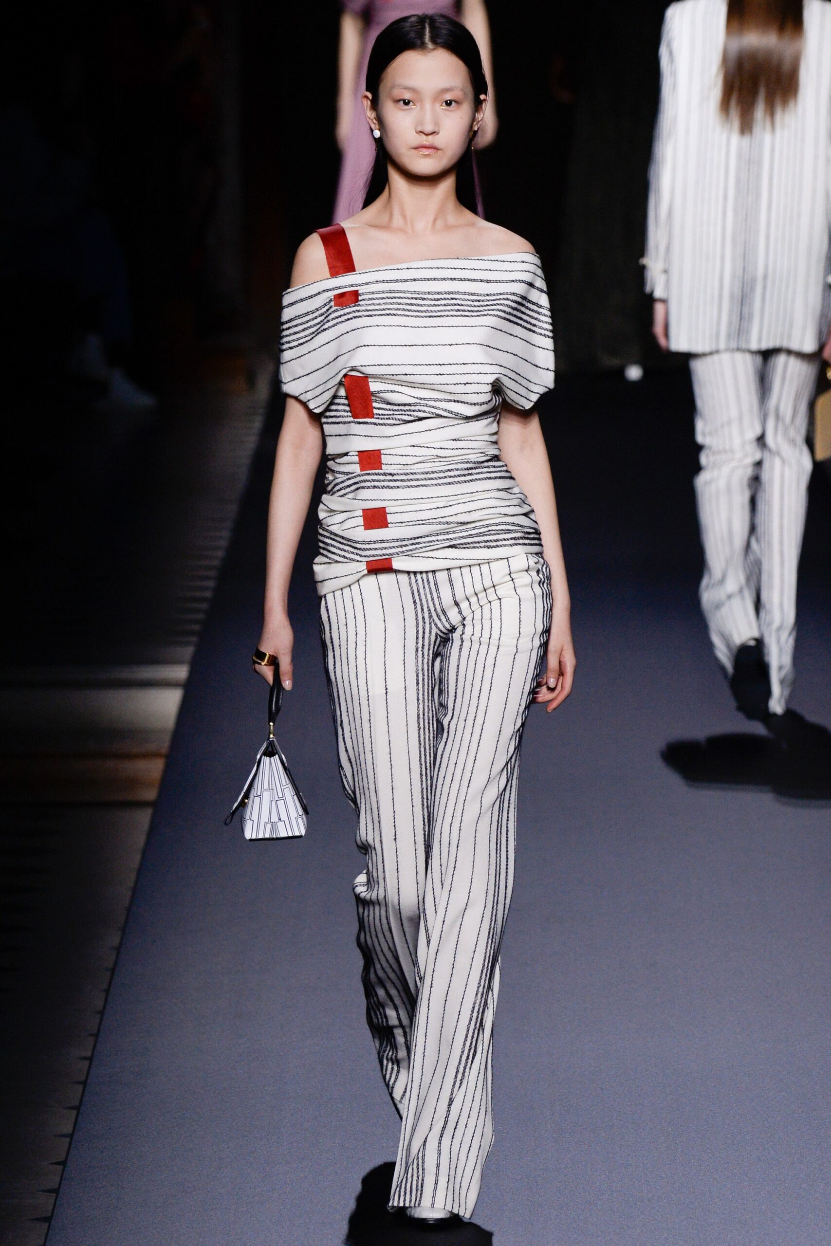 Vionnet F/W 16 Look 9