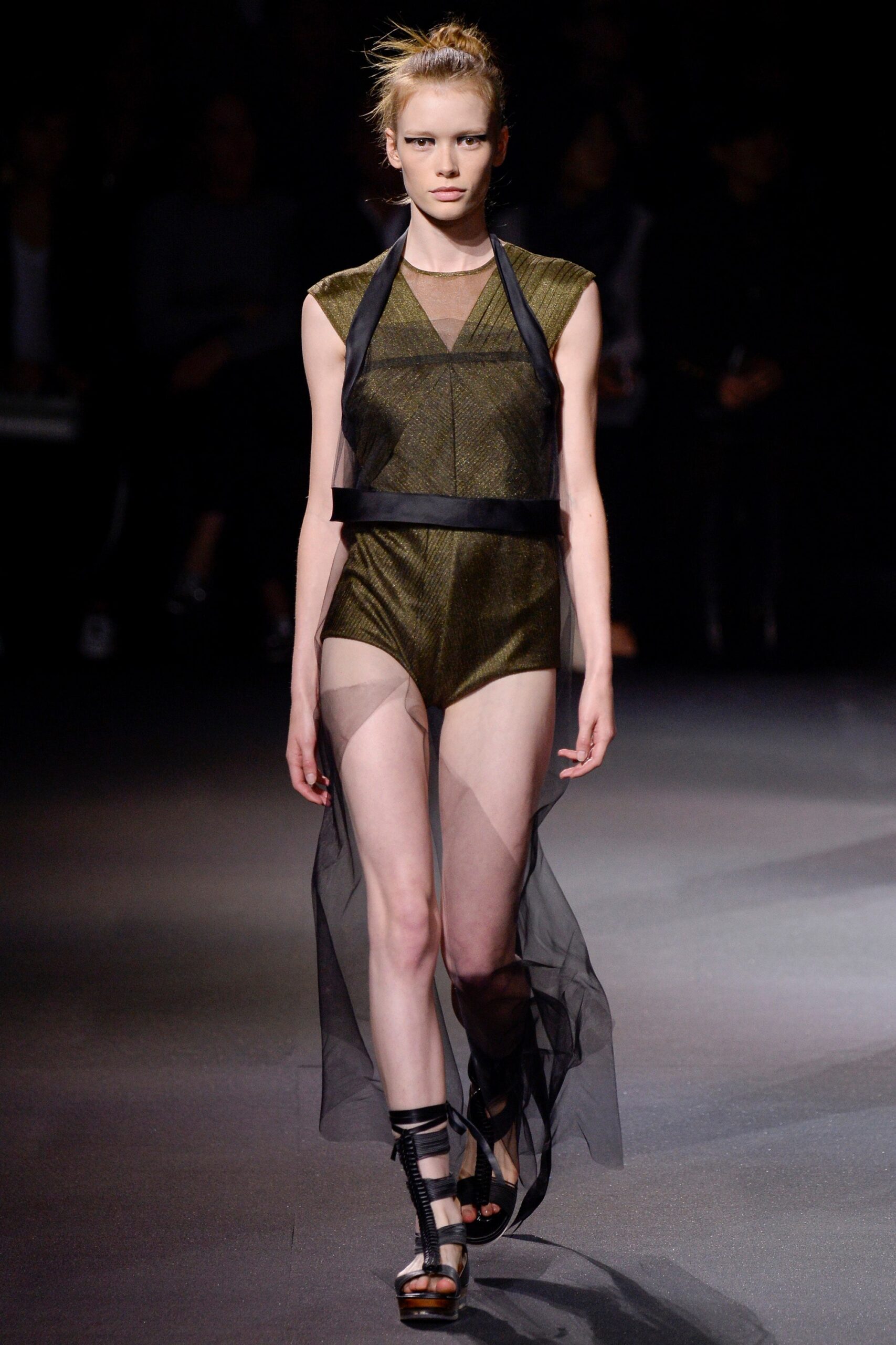 Vionnet S/S 16 Look 15