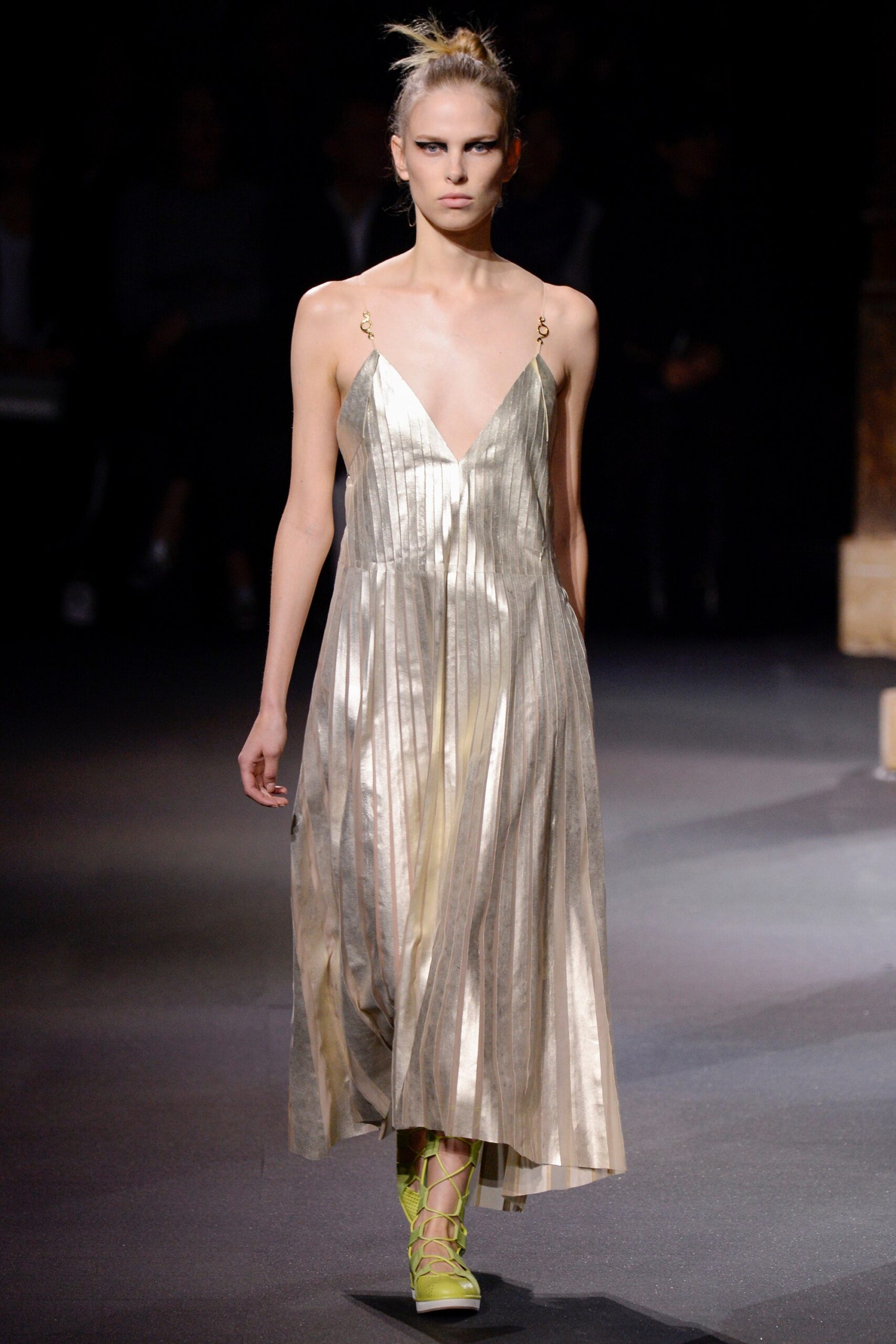 Vionnet S/S 16 Look 17