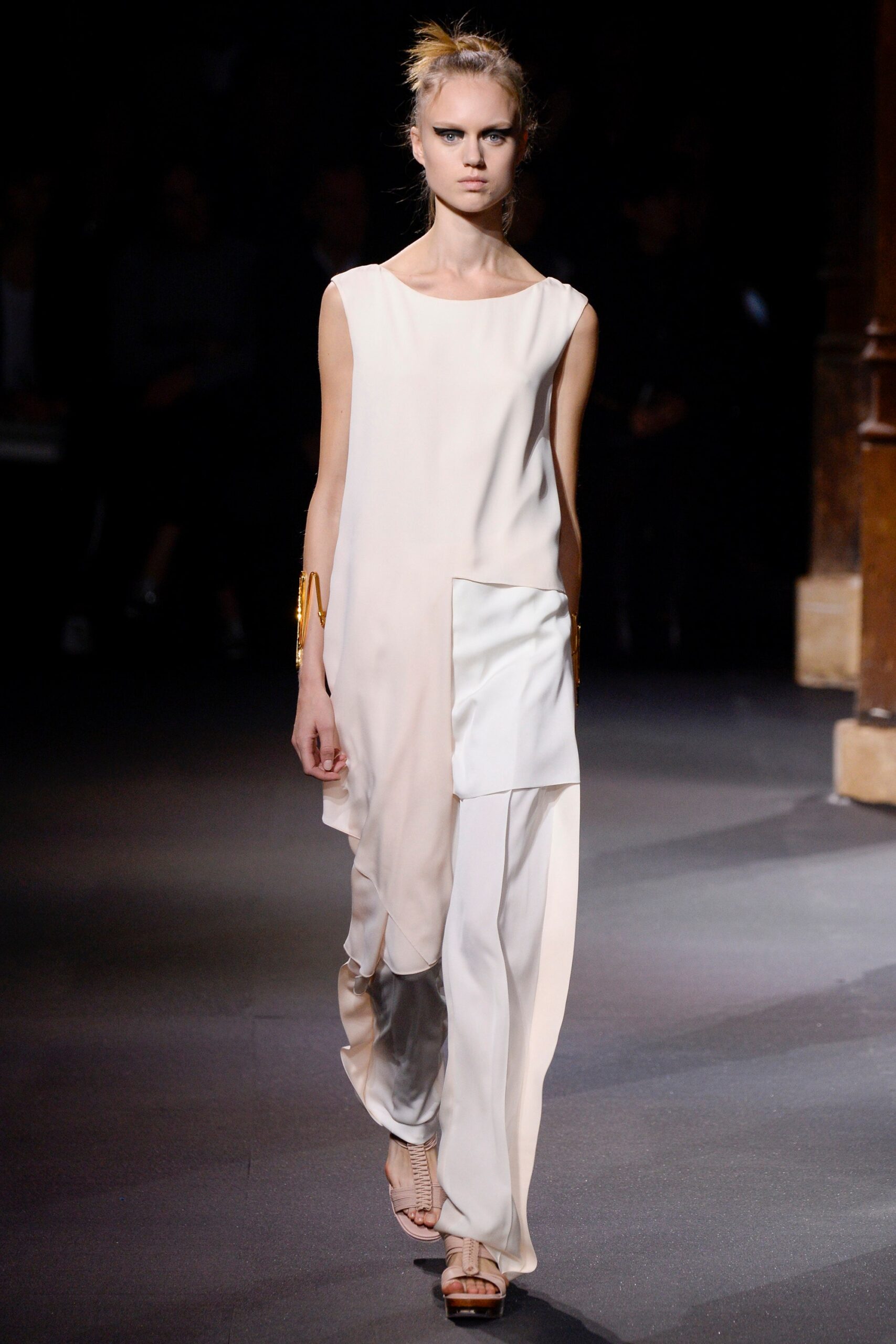 Vionnet S/S 16 Look 25
