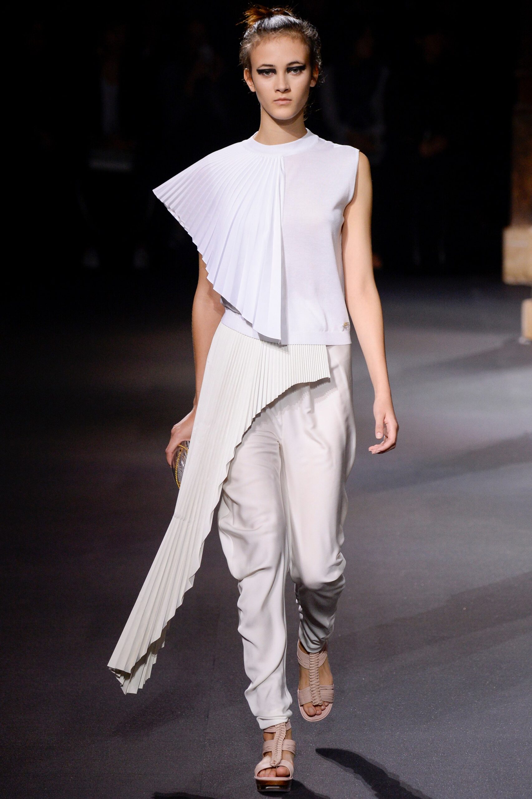 Vionnet S/S 16 Look 26