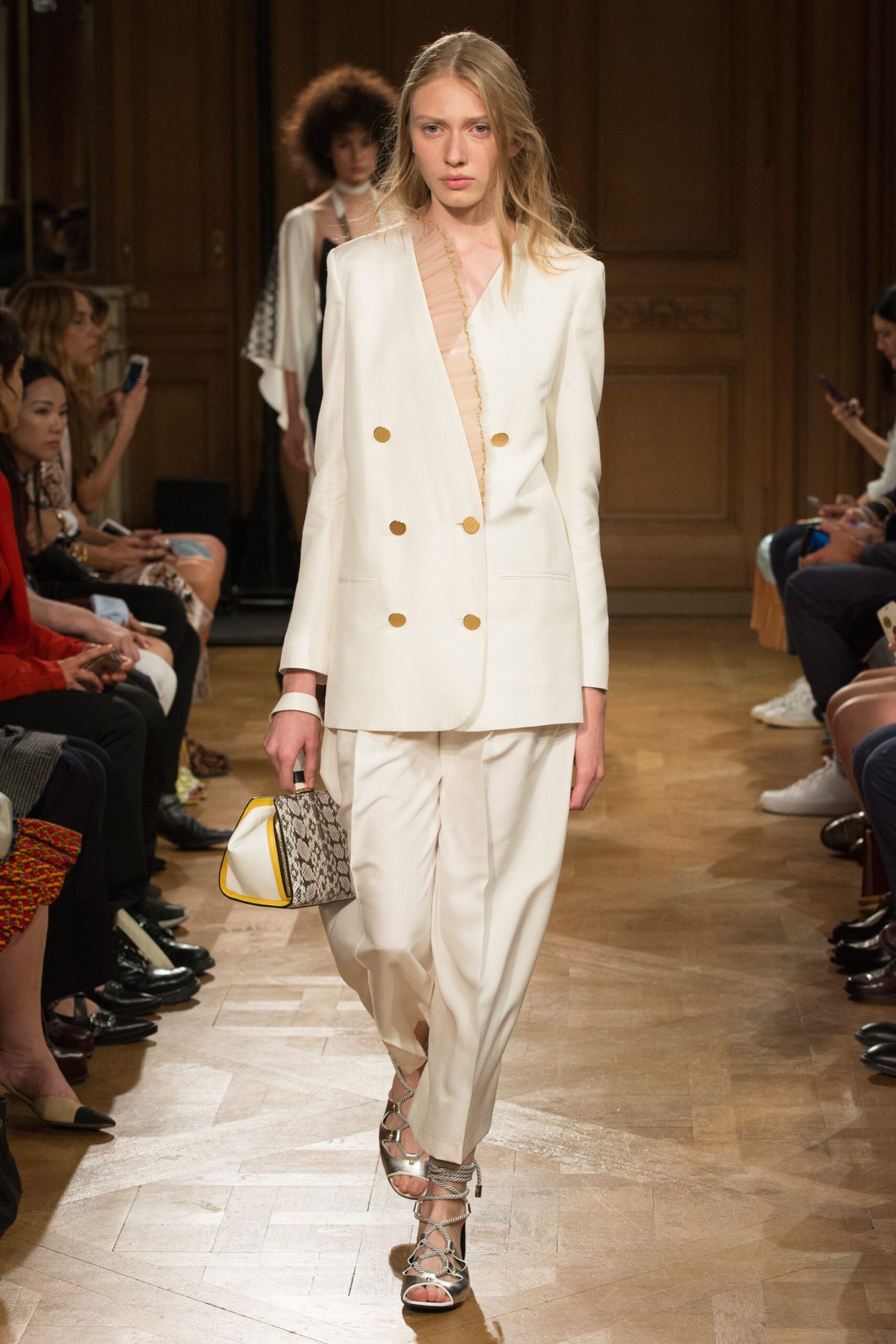 Vionnet S/S 17 Look 23