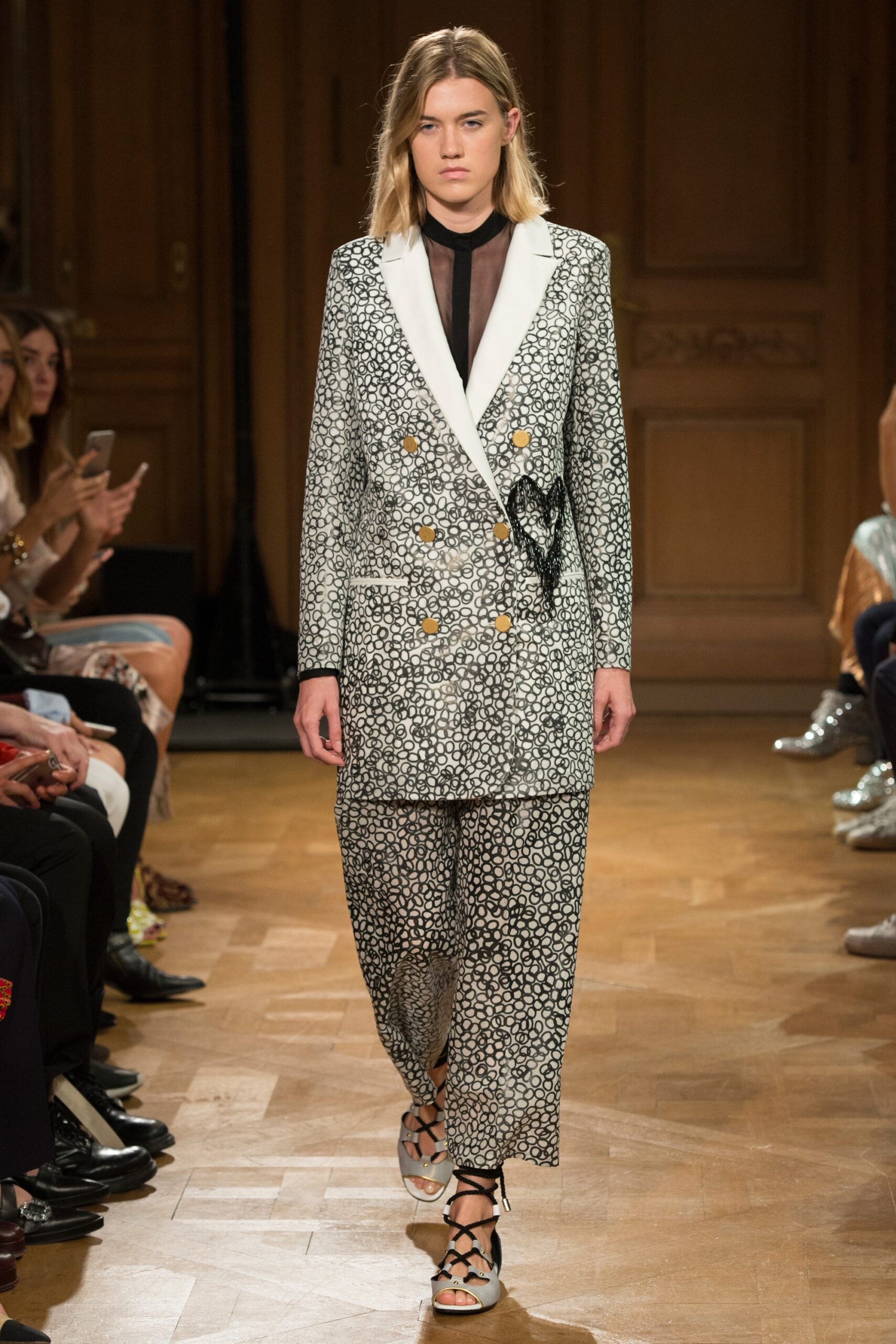 Vionnet S/S 17 Look 25