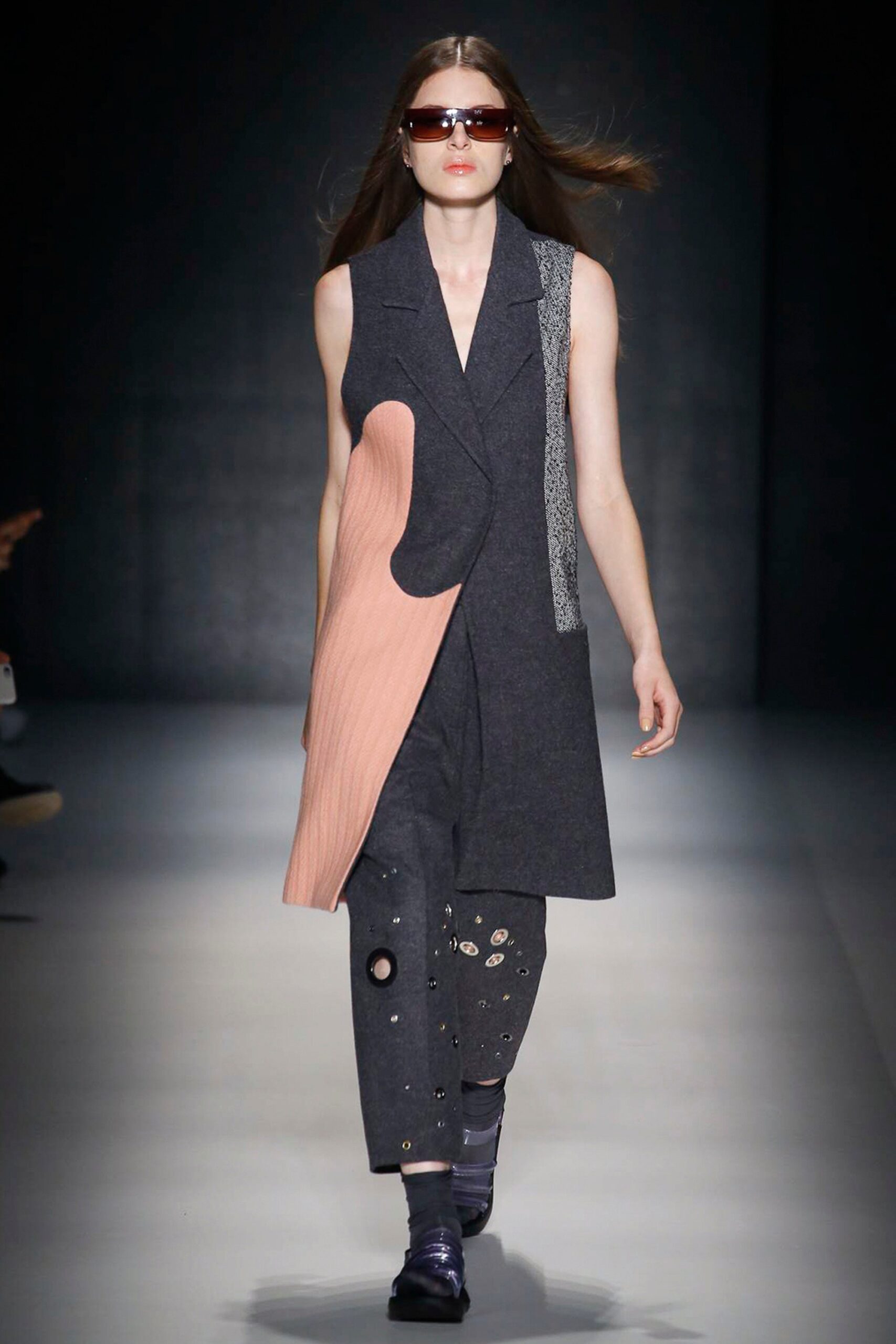 Vitorino Campos Resort 17 Look 12