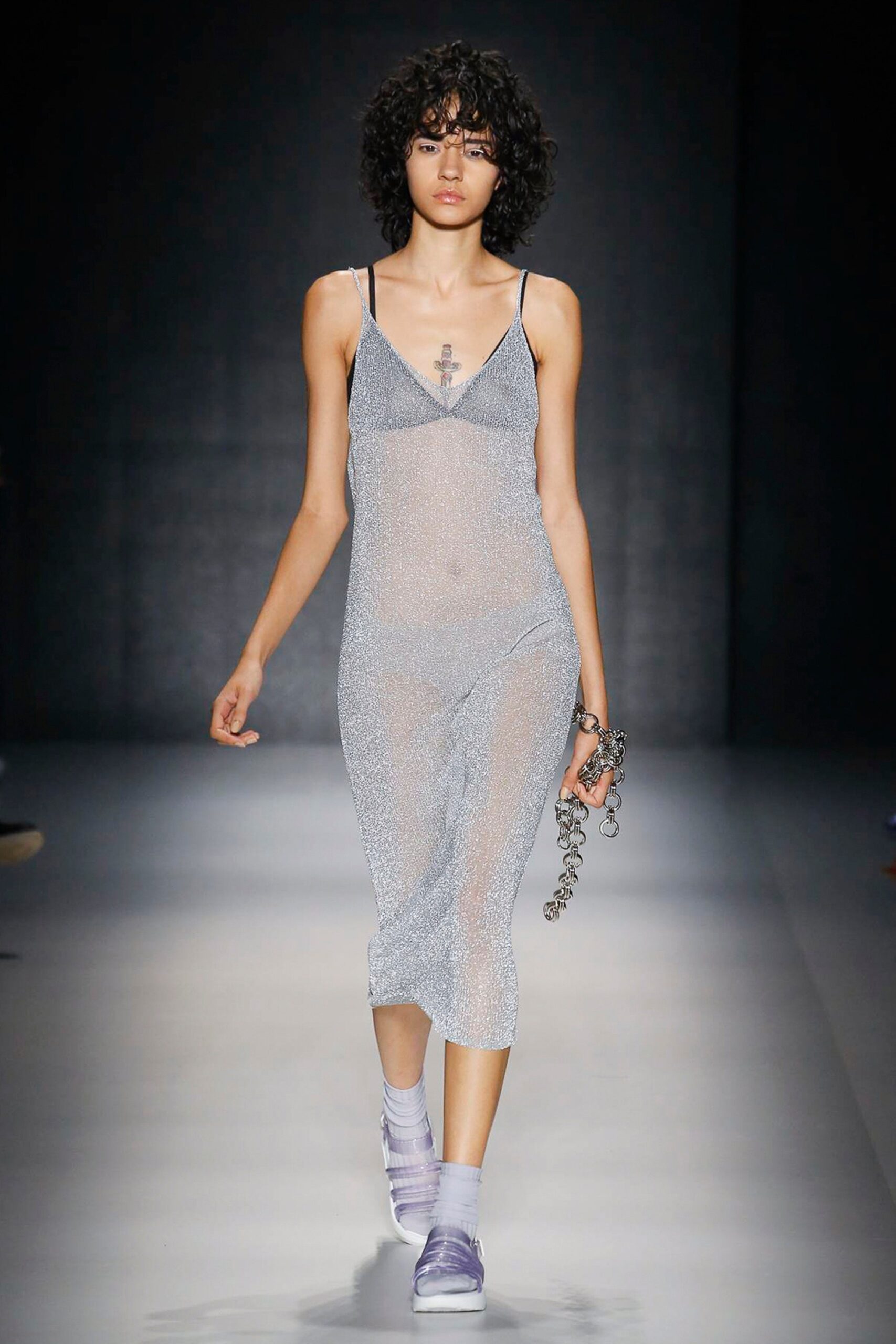 Vitorino Campos Resort 17 Look 17