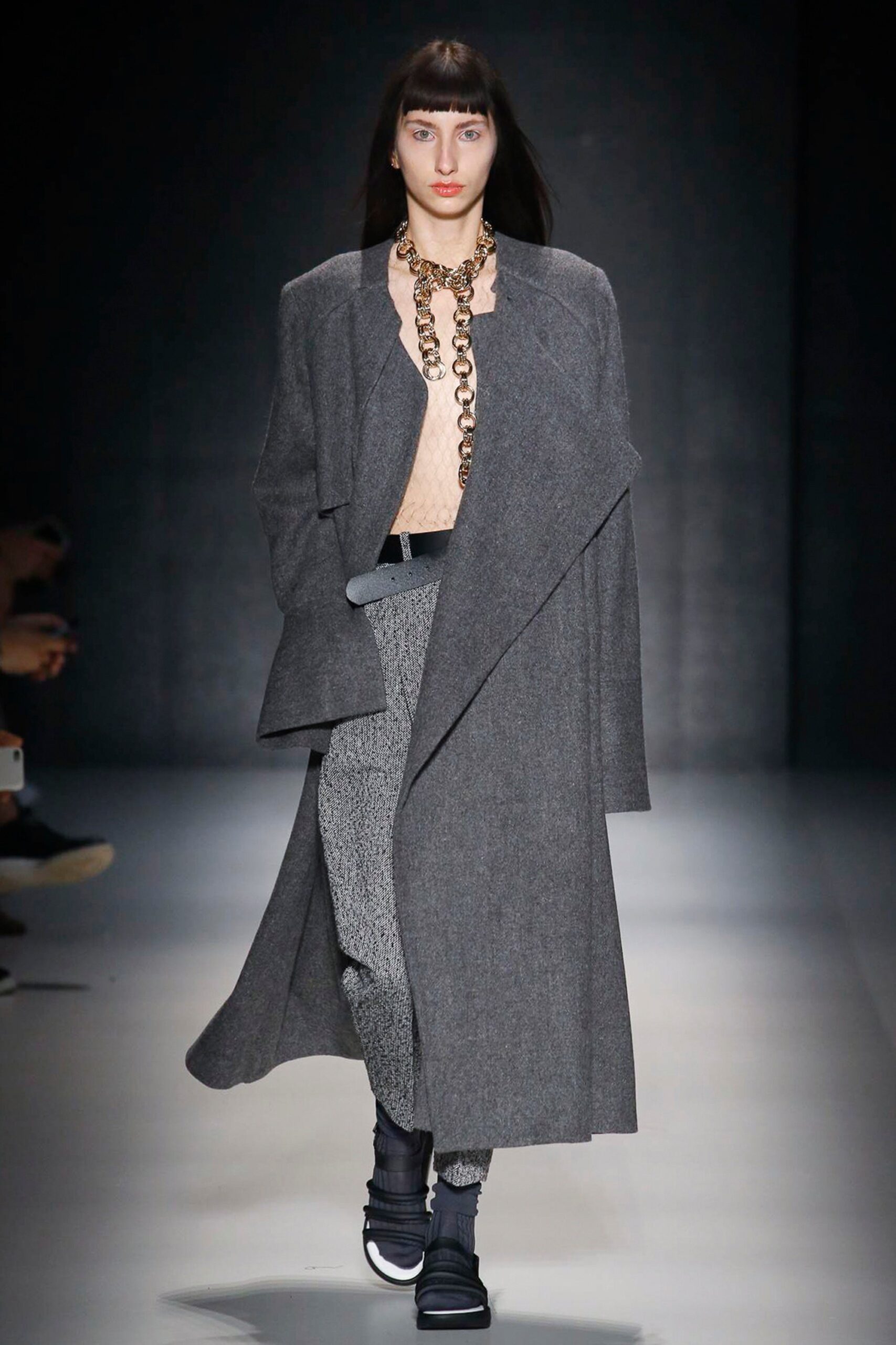 Vitorino Campos Resort 17 Look 31